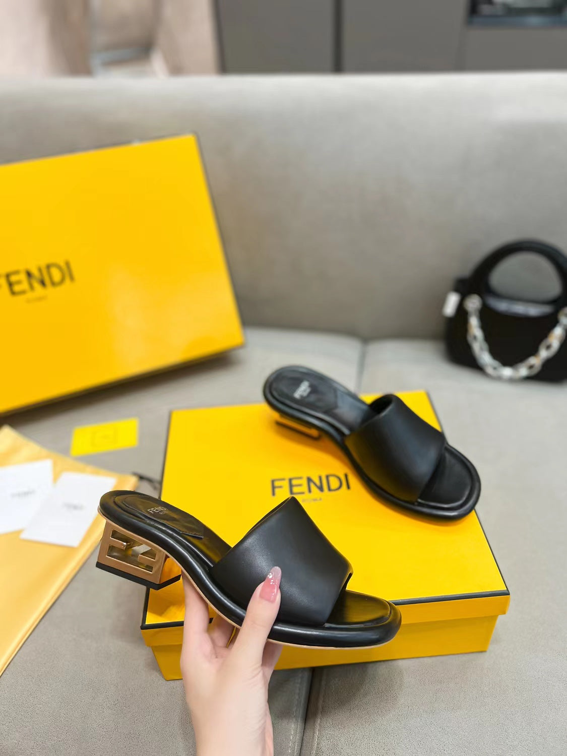 Luxury Shoes - FED - 151