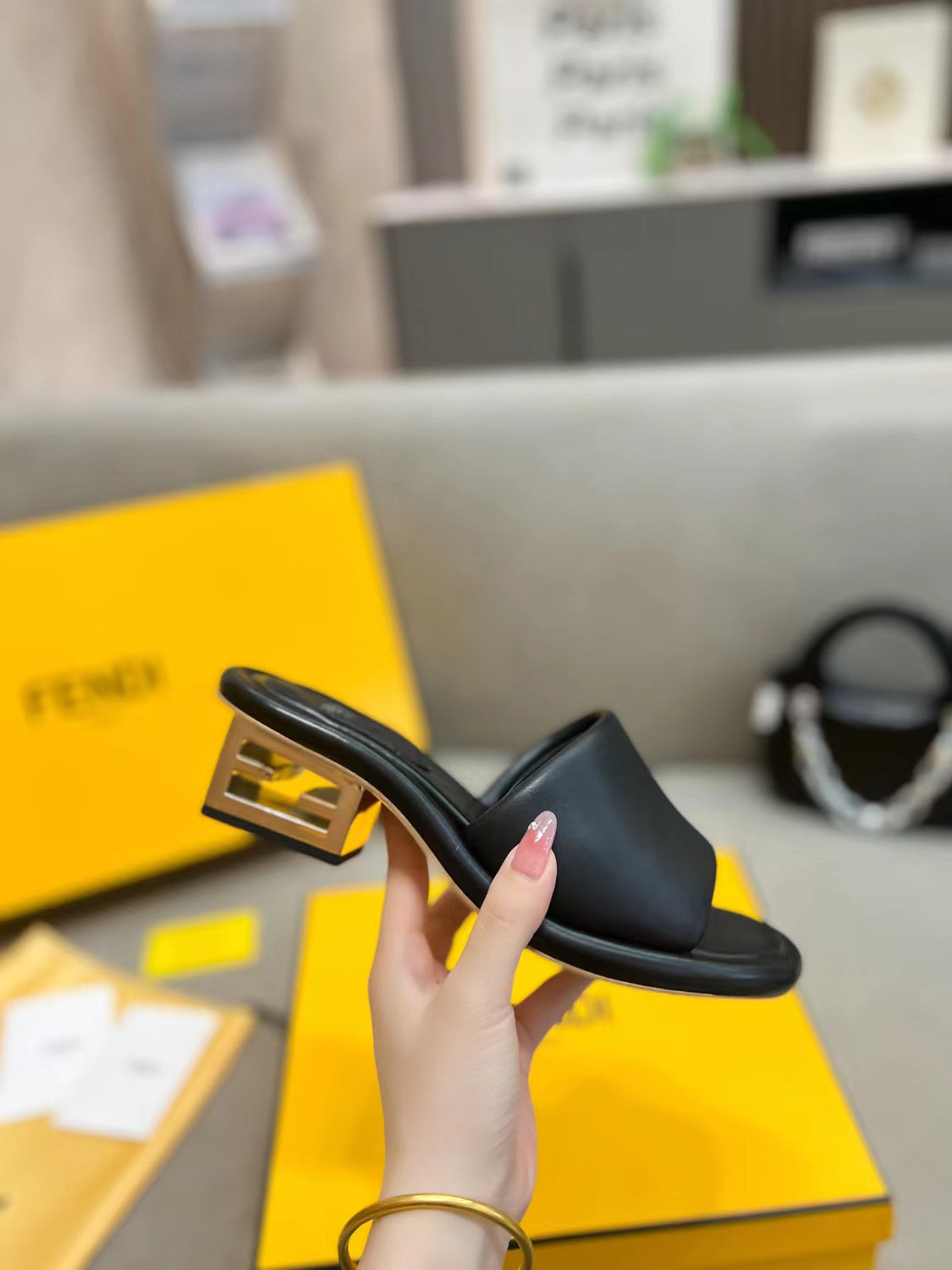 Luxury Shoes - FED - 151