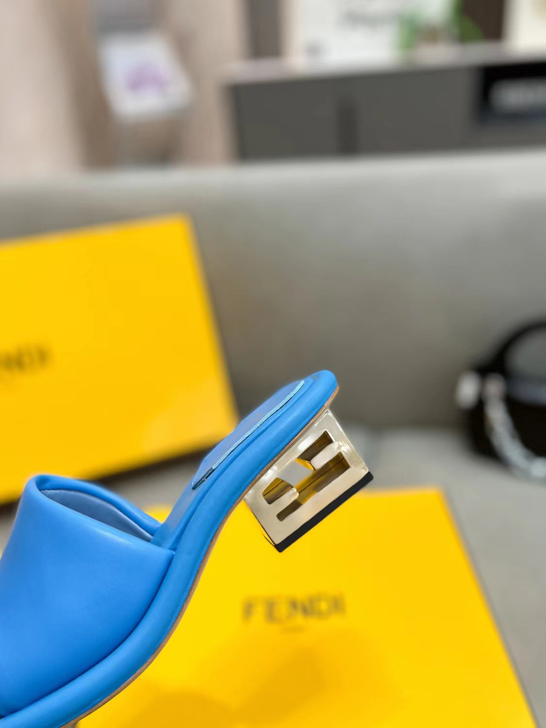 Luxury Shoes - FED - 152