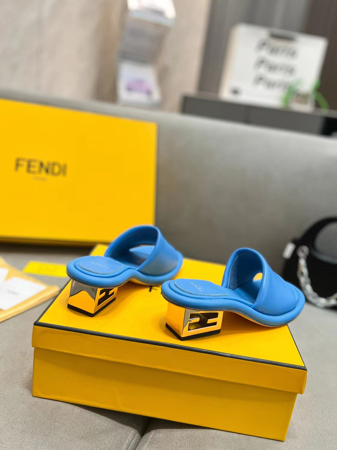 Luxury Shoes - FED - 152