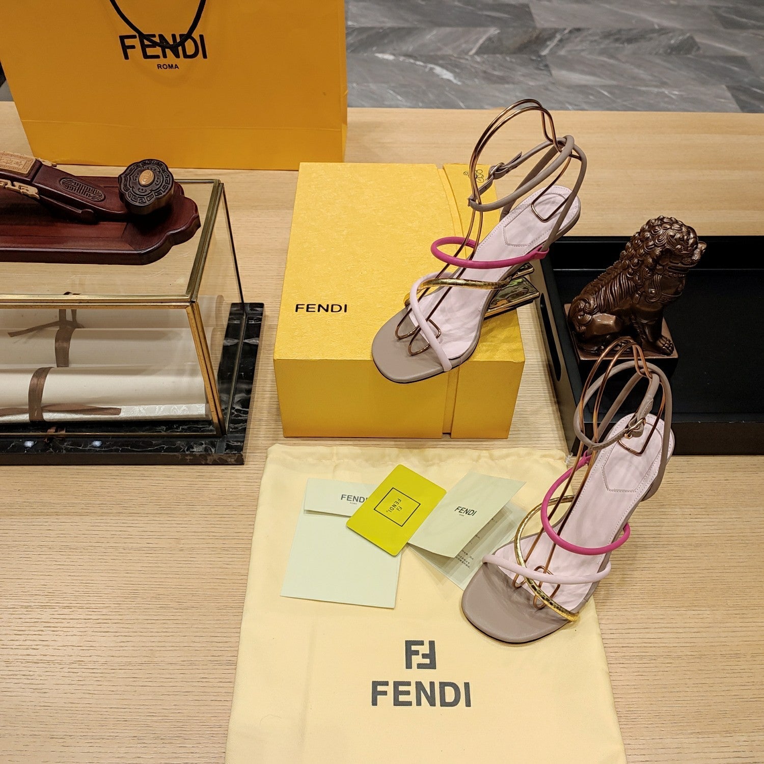 Luxury Shoes - FED - 132
