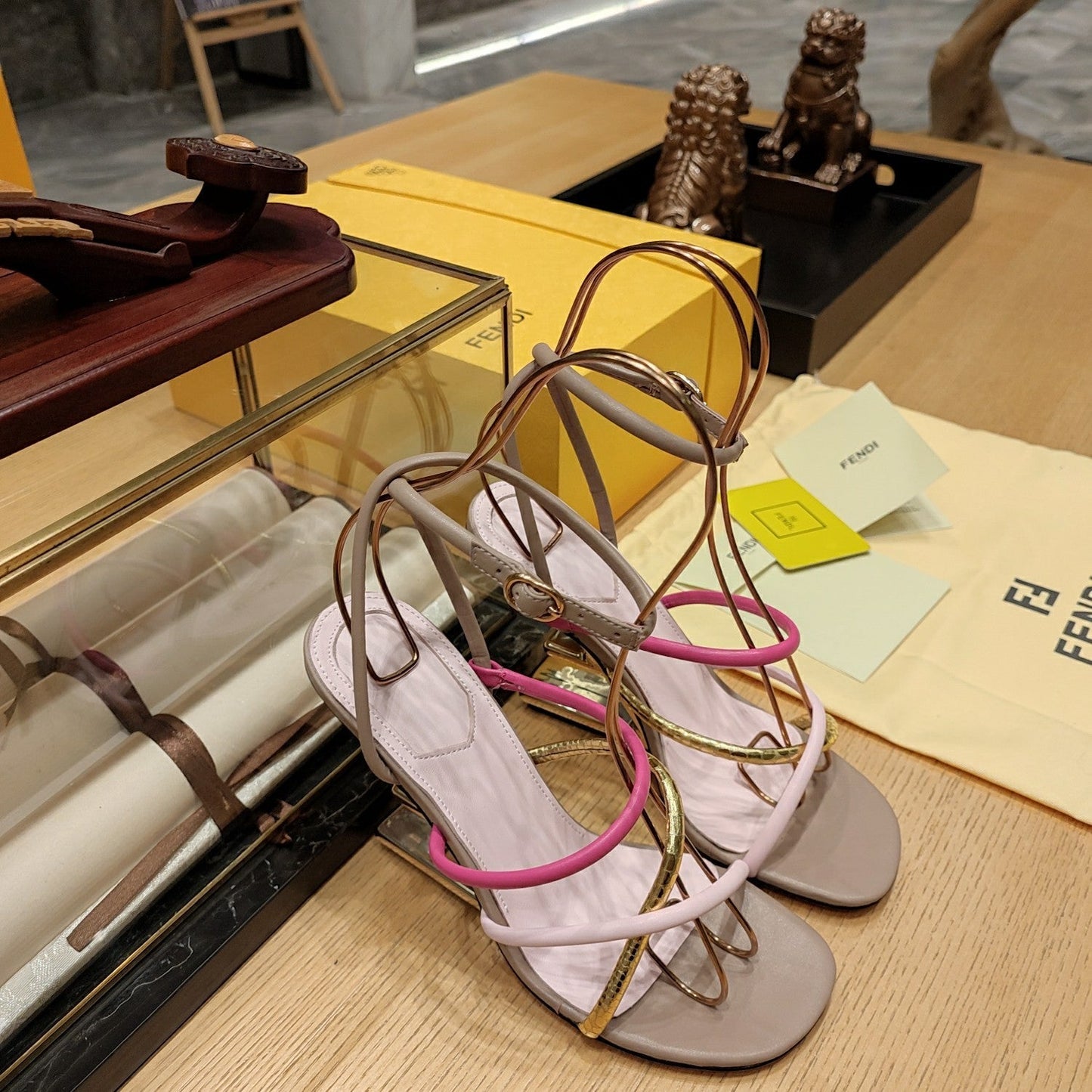 Luxury Shoes - FED - 132