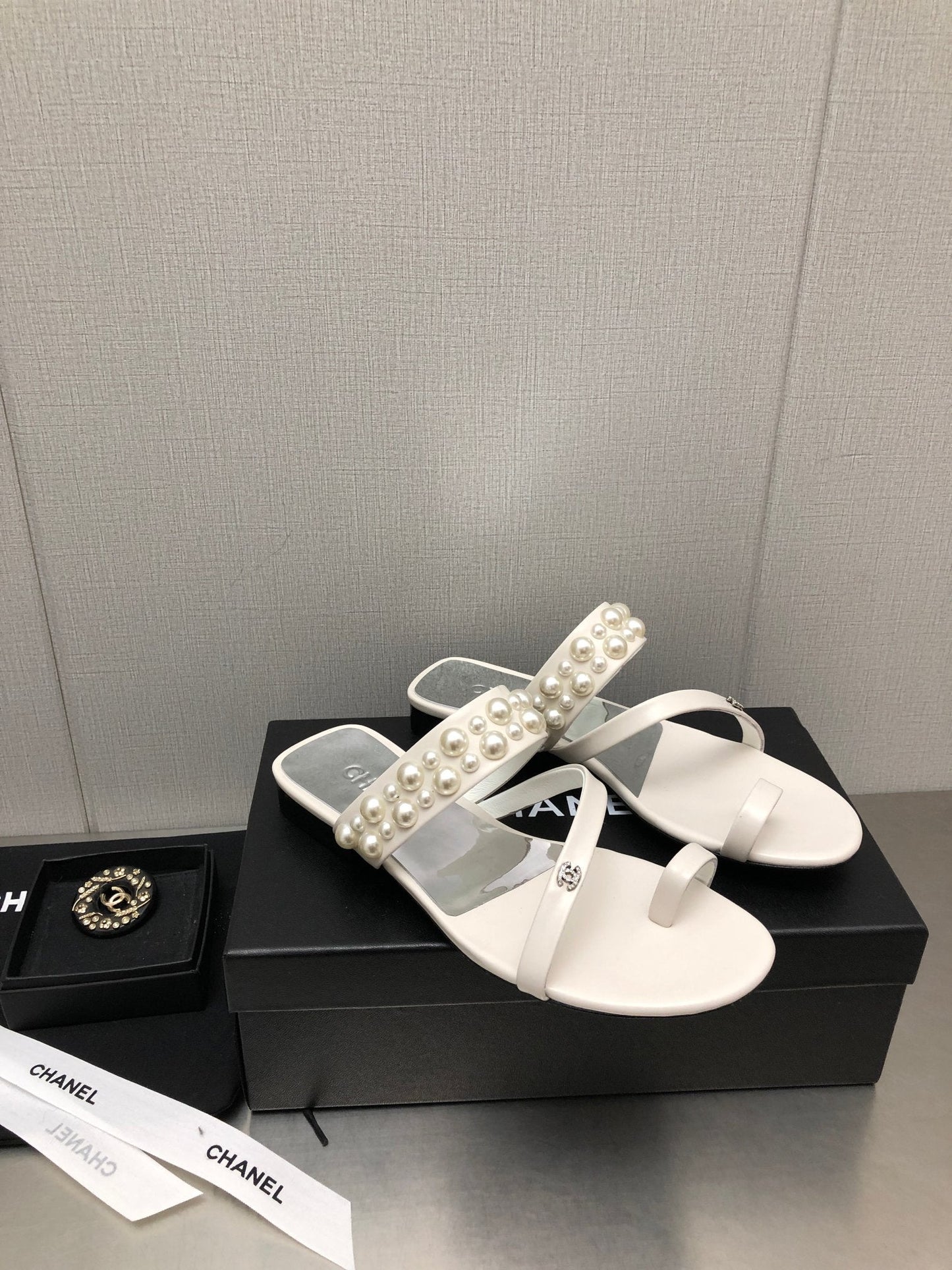 Luxury Shoes Sandals - CHL - 566