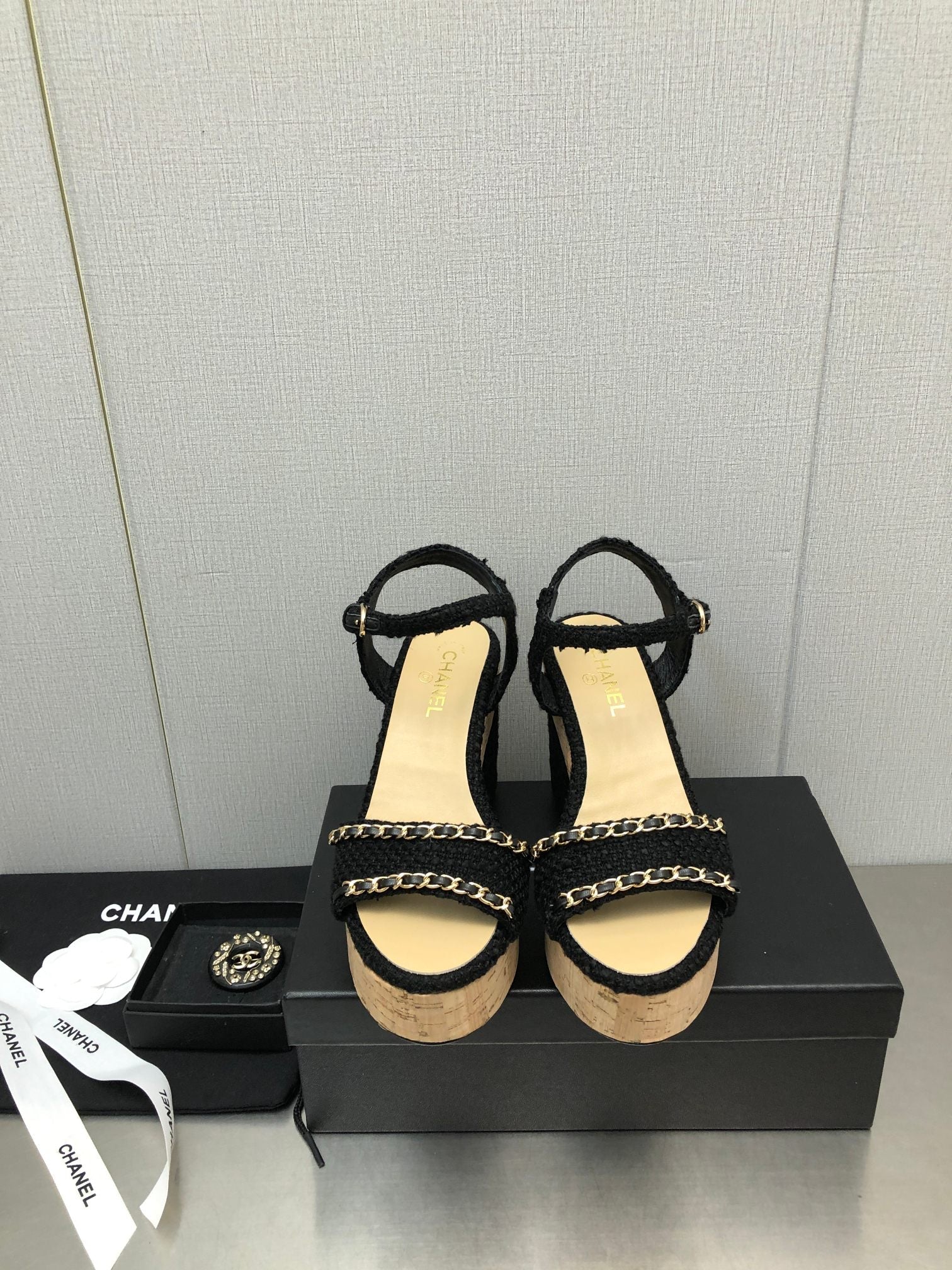Luxury Shoes Sandals - CHL - 546