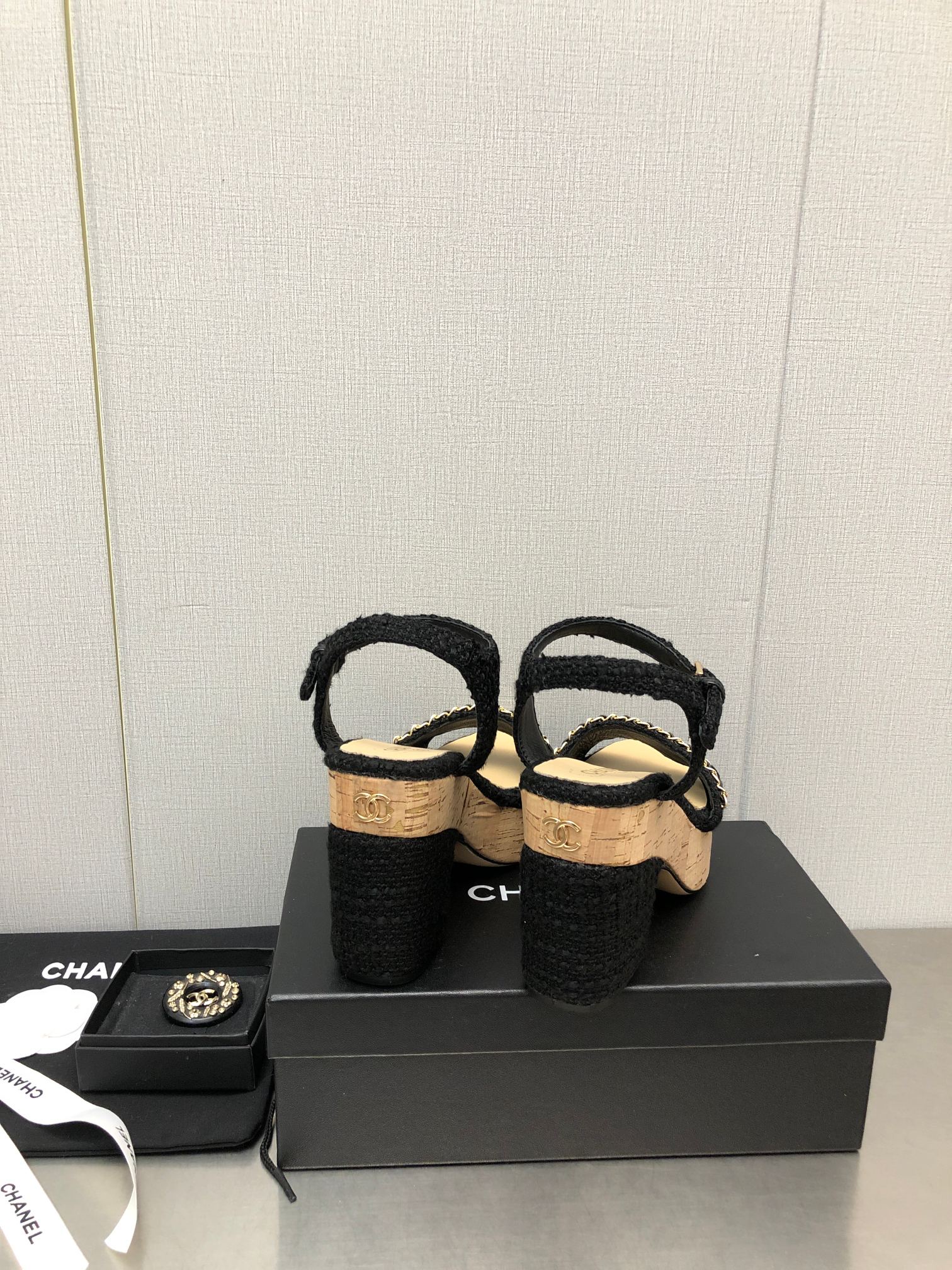 Luxury Shoes Sandals - CHL - 546