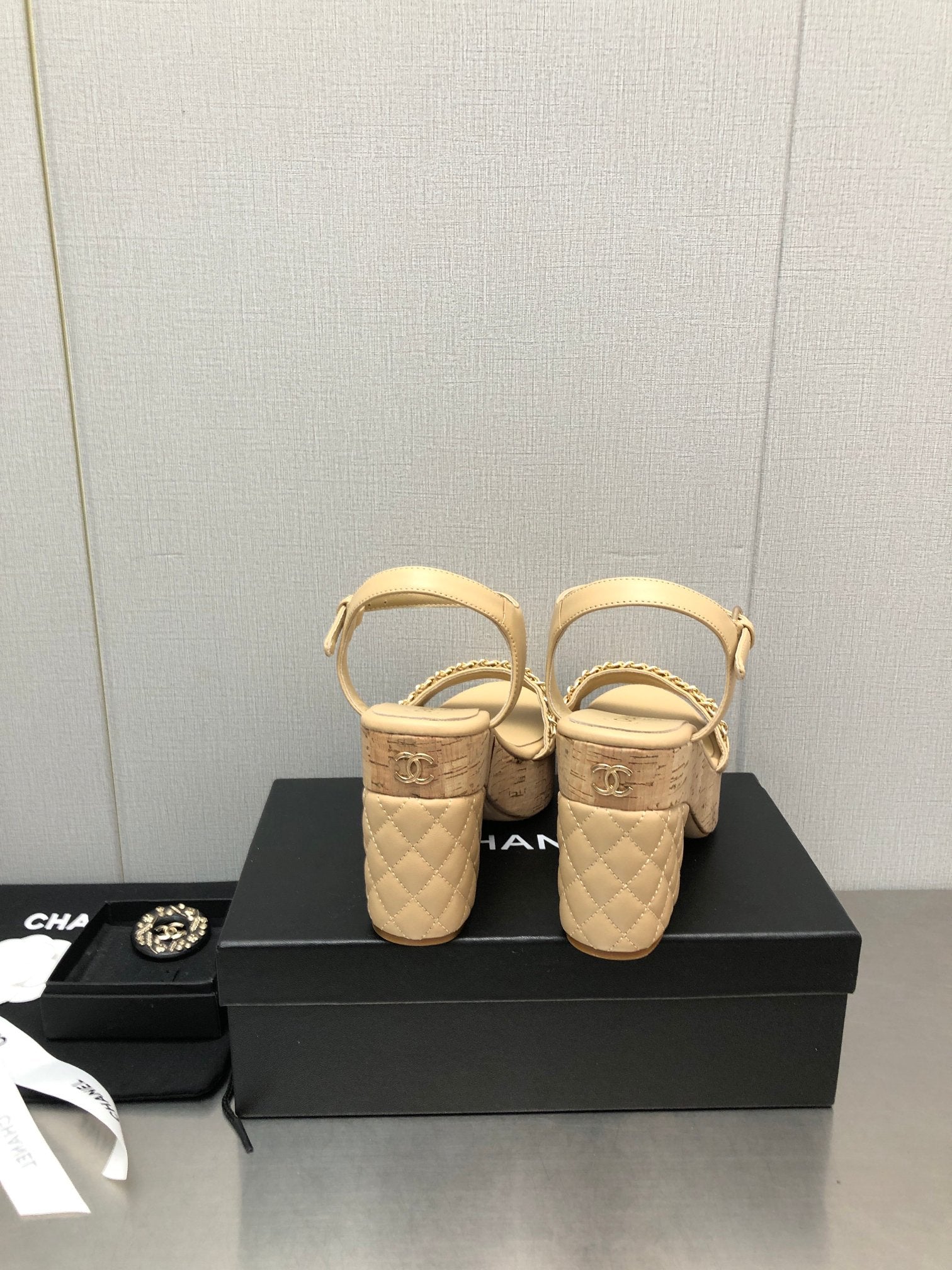 Luxury Shoes Sandals - CHL - 547