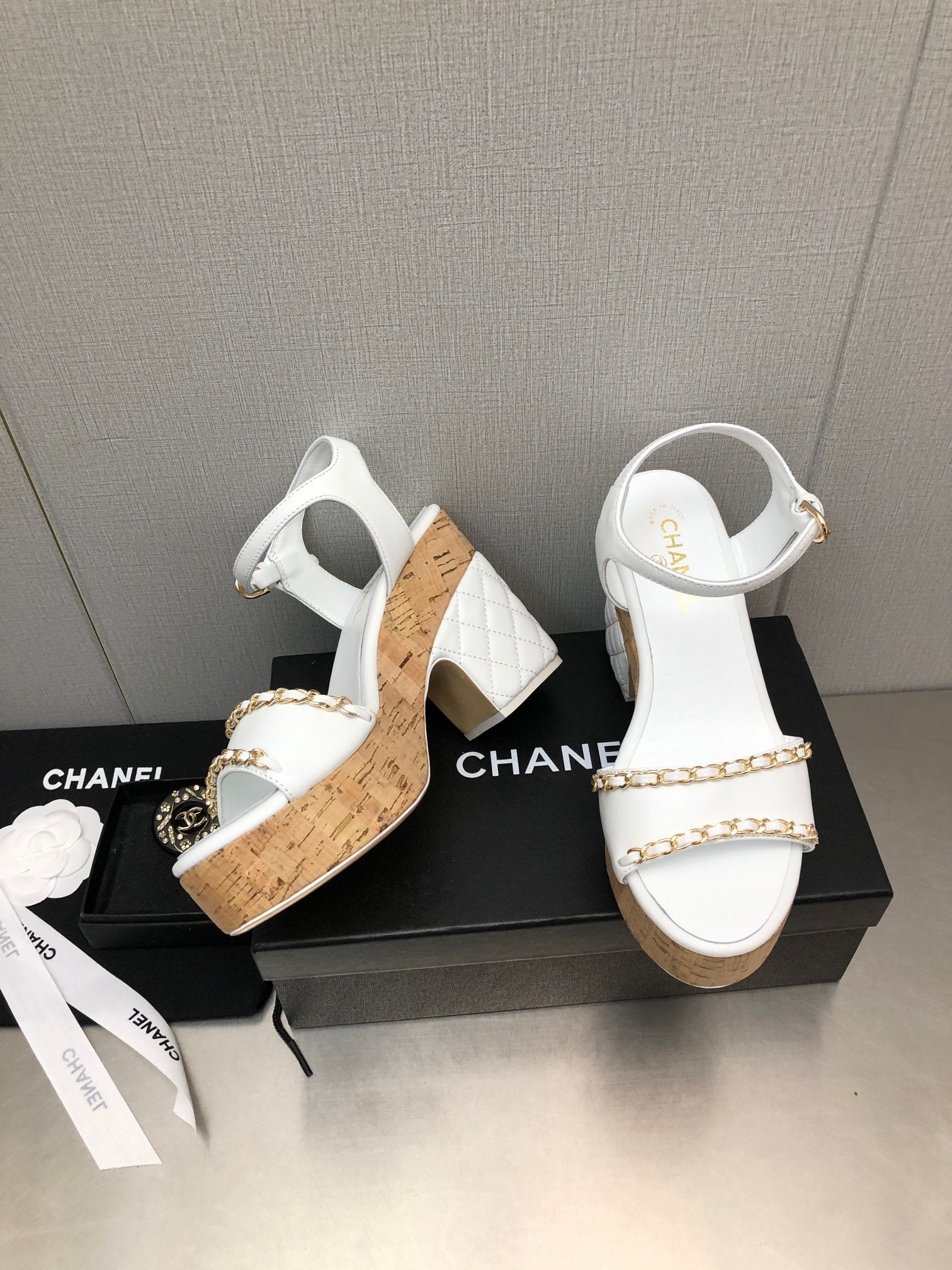 Luxury Shoes Sandals - CHL - 548