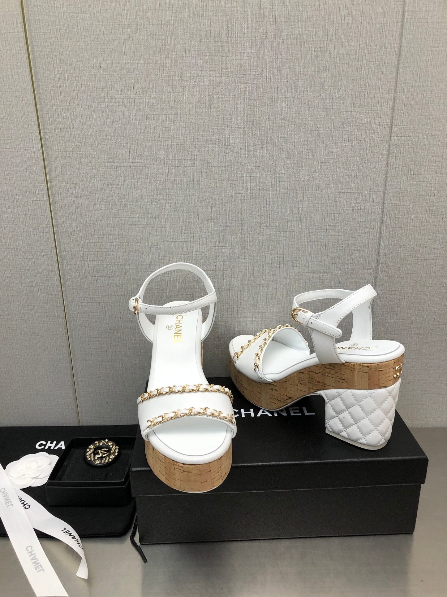 Luxury Shoes Sandals - CHL - 548