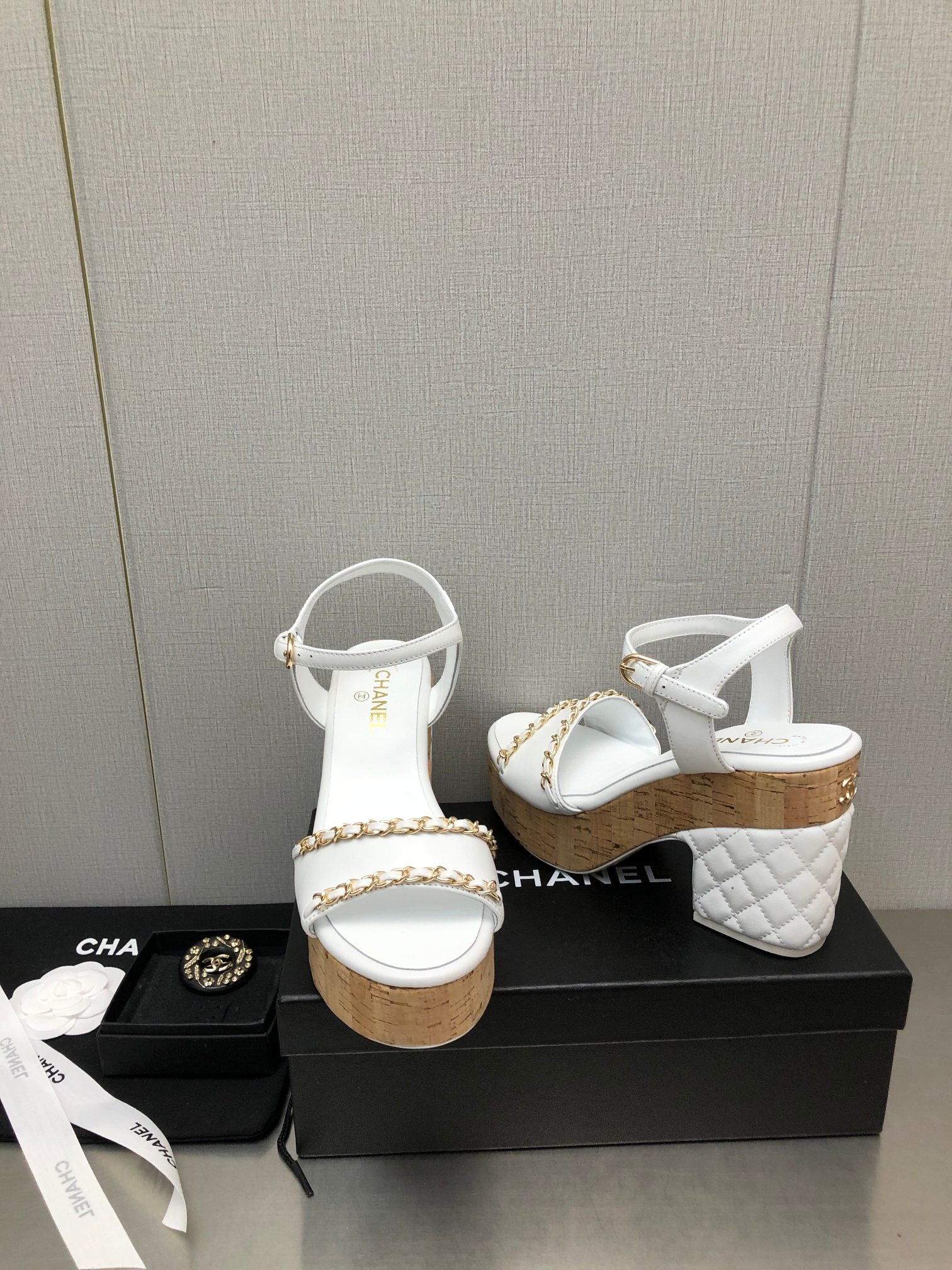 Luxury Shoes Sandals - CHL - 548