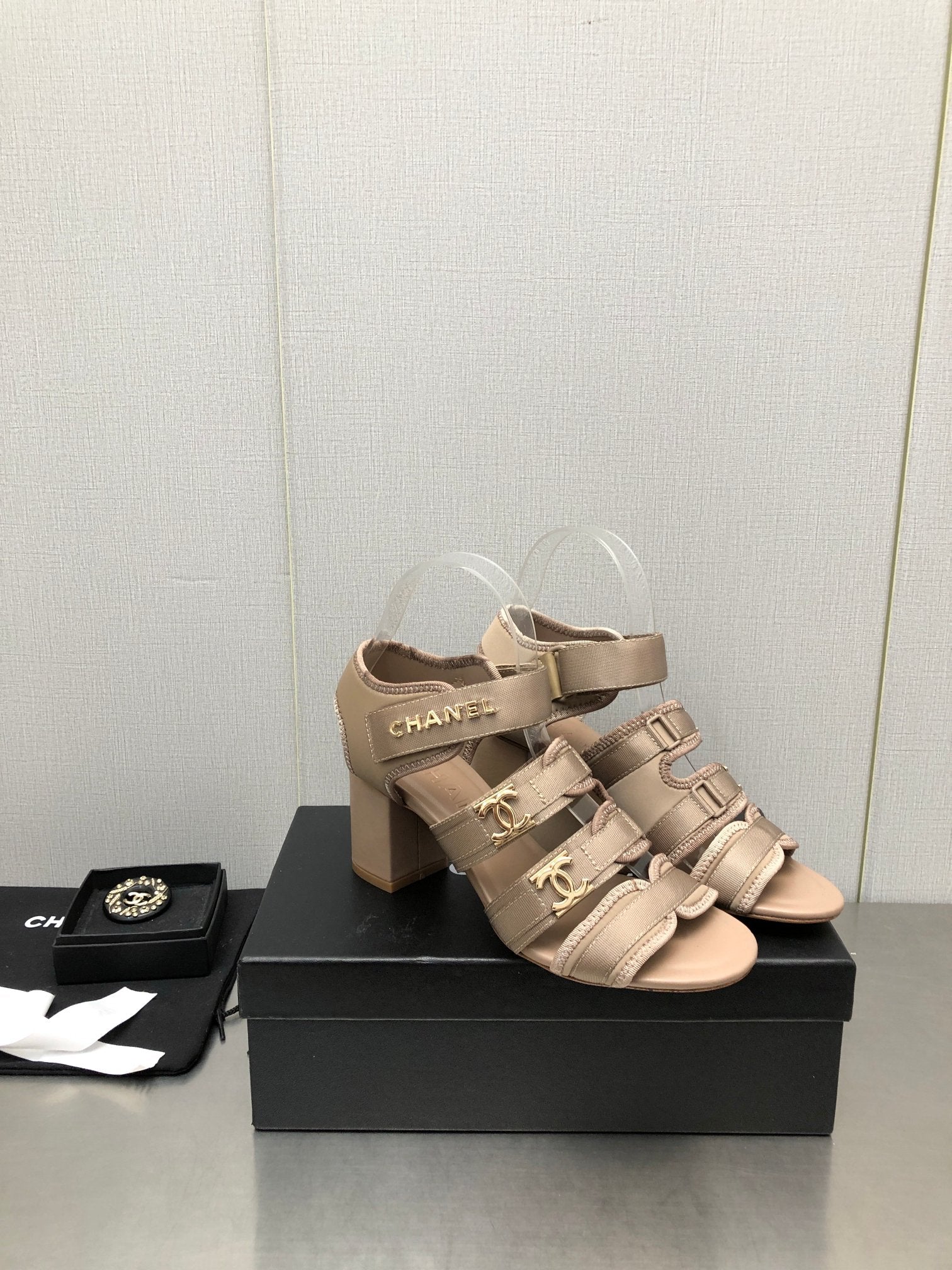 Luxury Shoes Sandals - CHL - 461