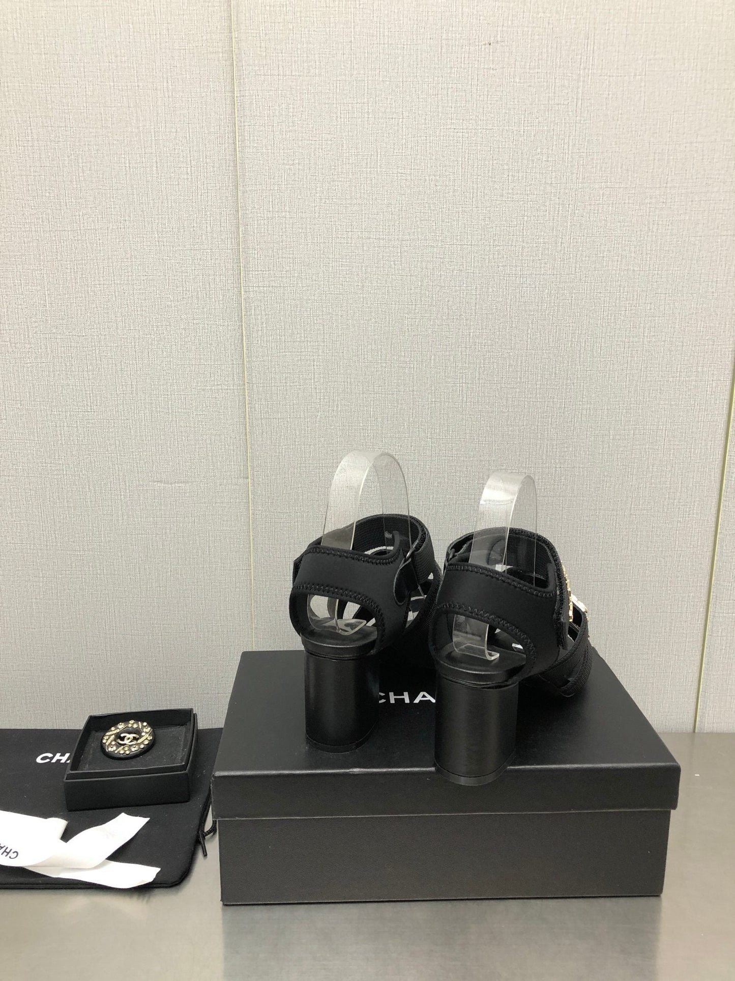 Luxury Shoes Sandals - CHL - 463