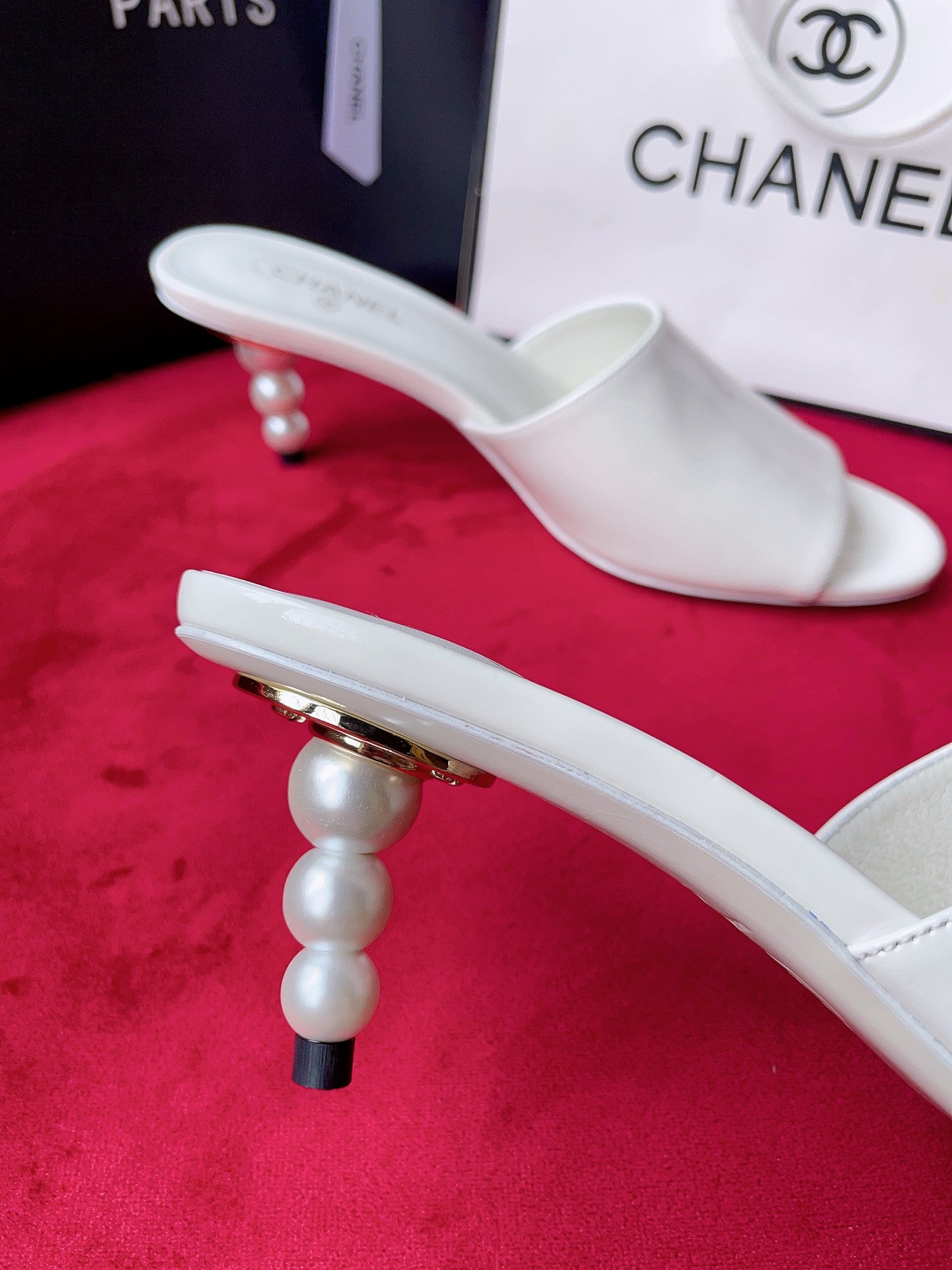 Luxury Shoes Sandals - CHL - 377