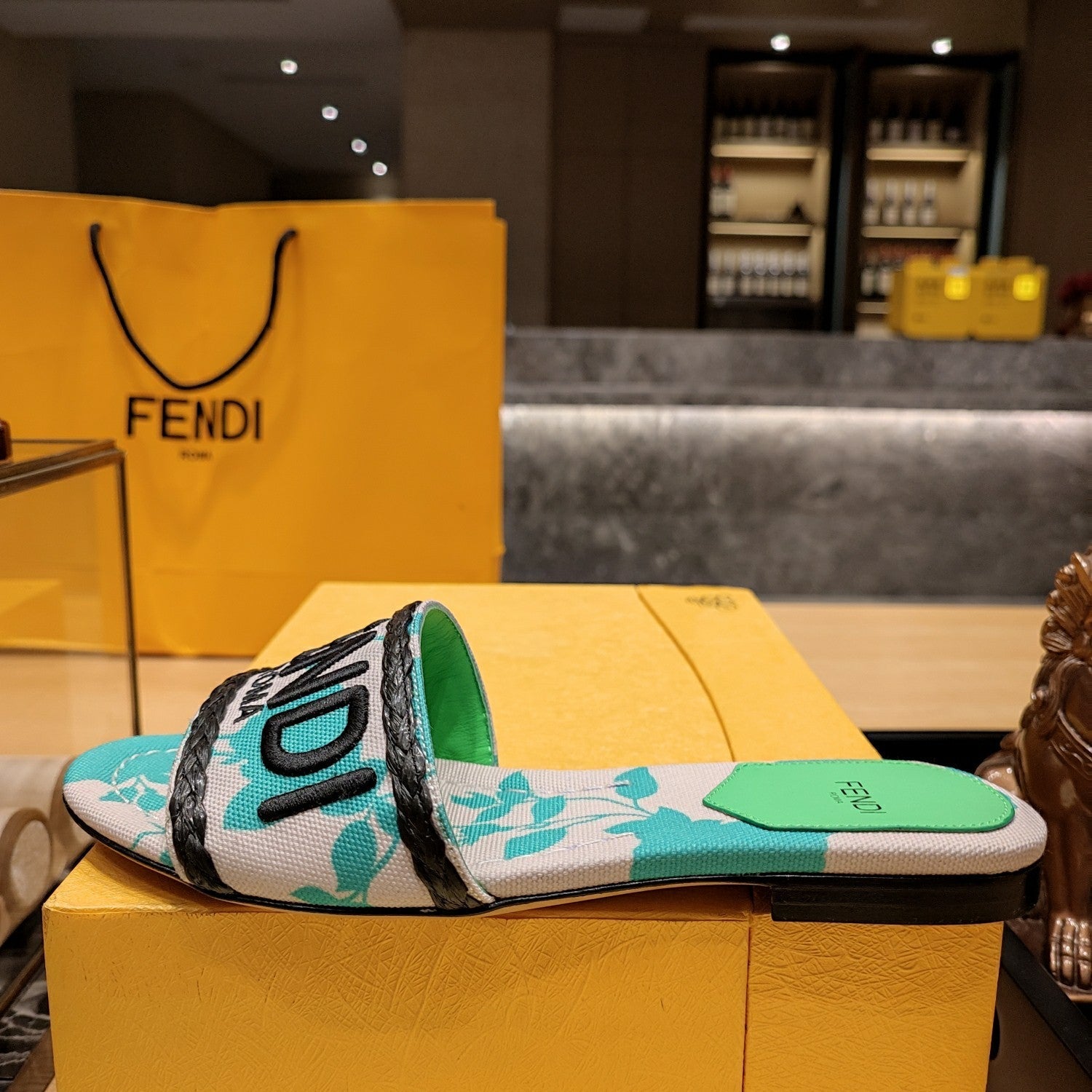 Luxury Shoes - FED - 033