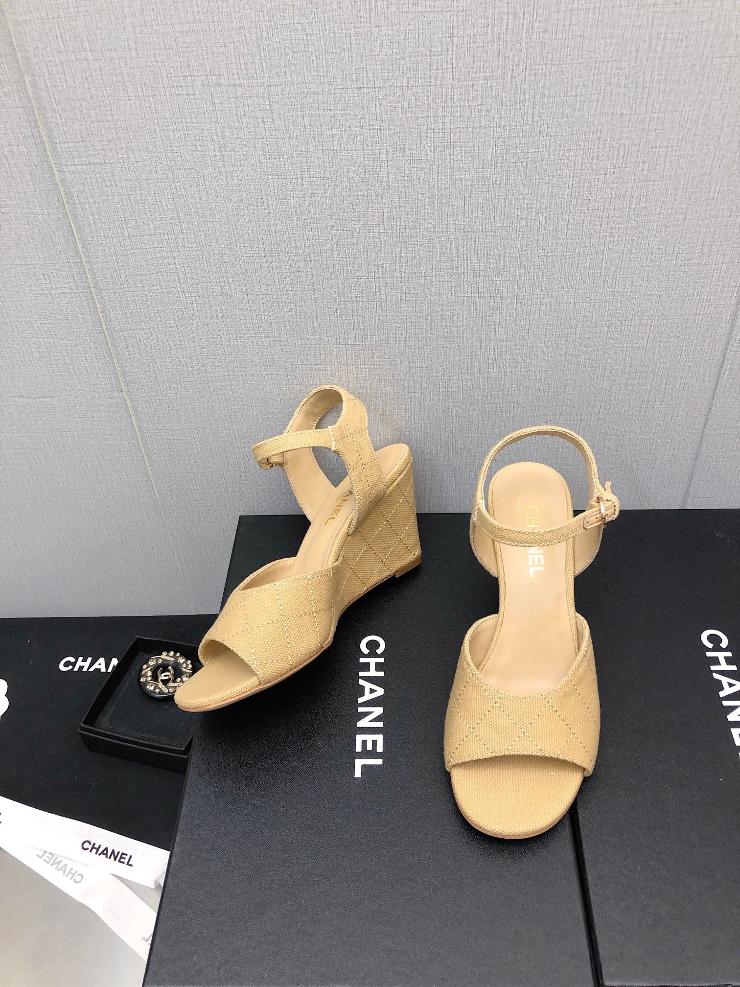 Luxury Shoes Sandals - CHL - 268