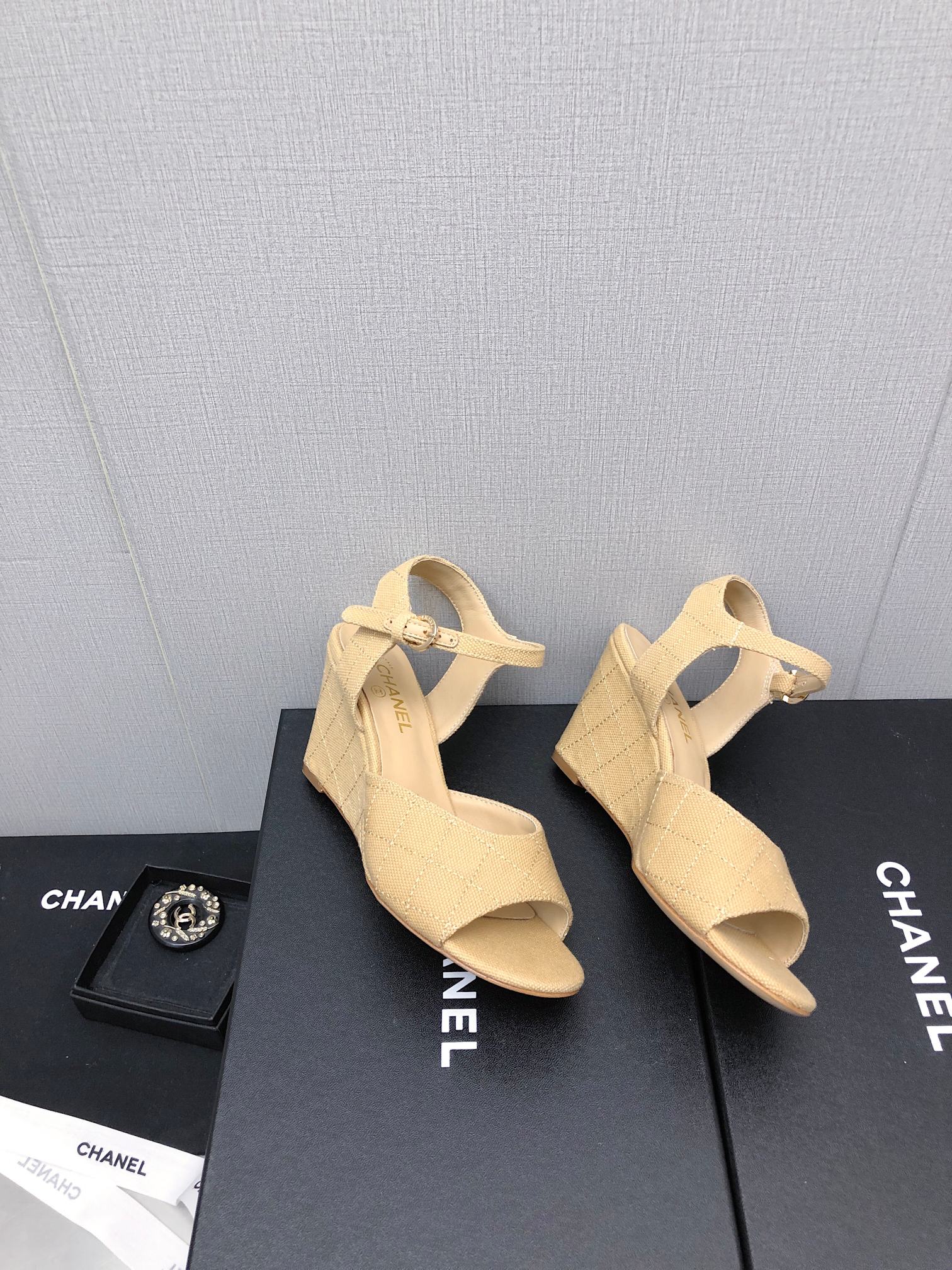 Luxury Shoes Sandals - CHL - 268