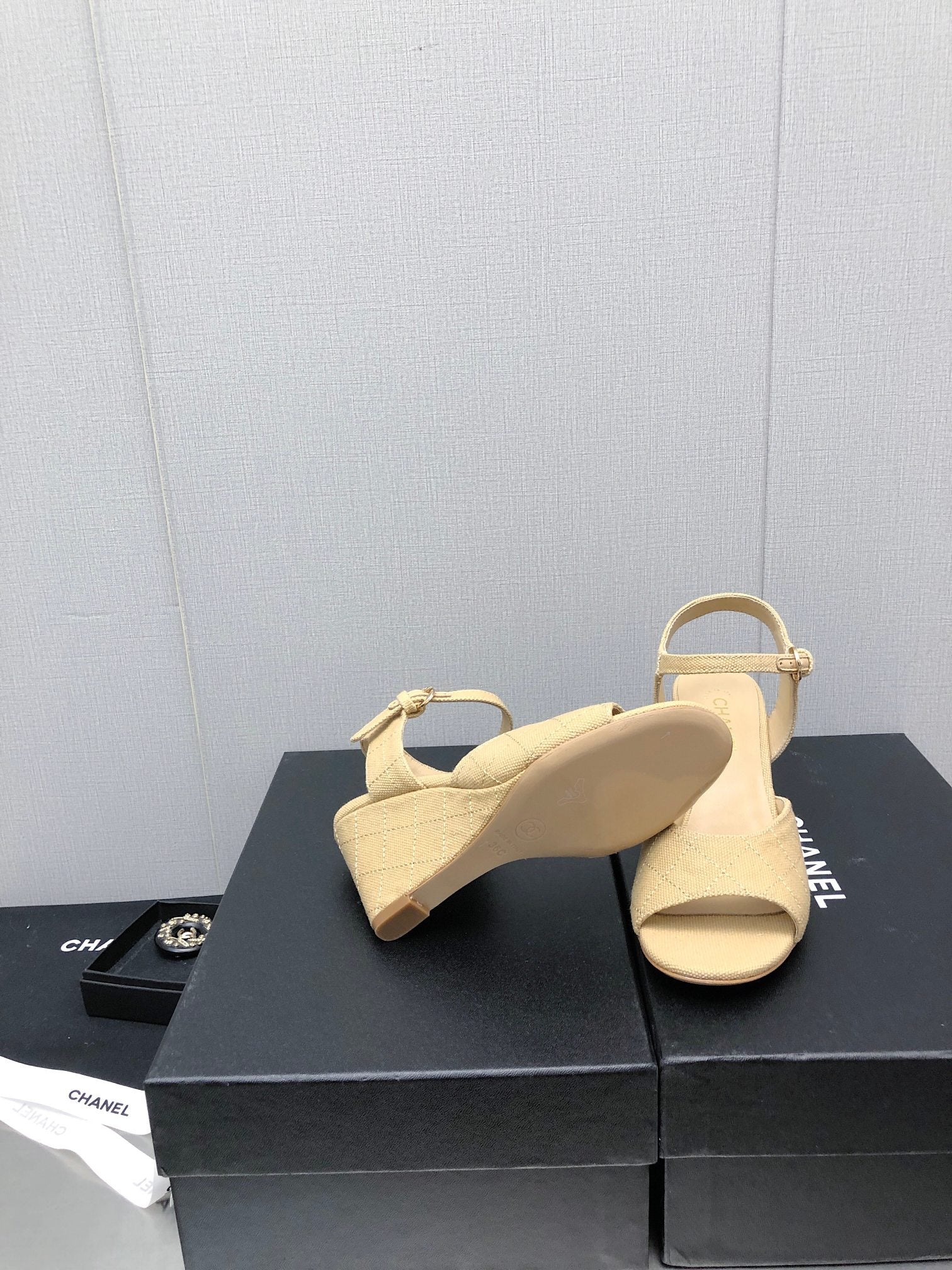 Luxury Shoes Sandals - CHL - 268