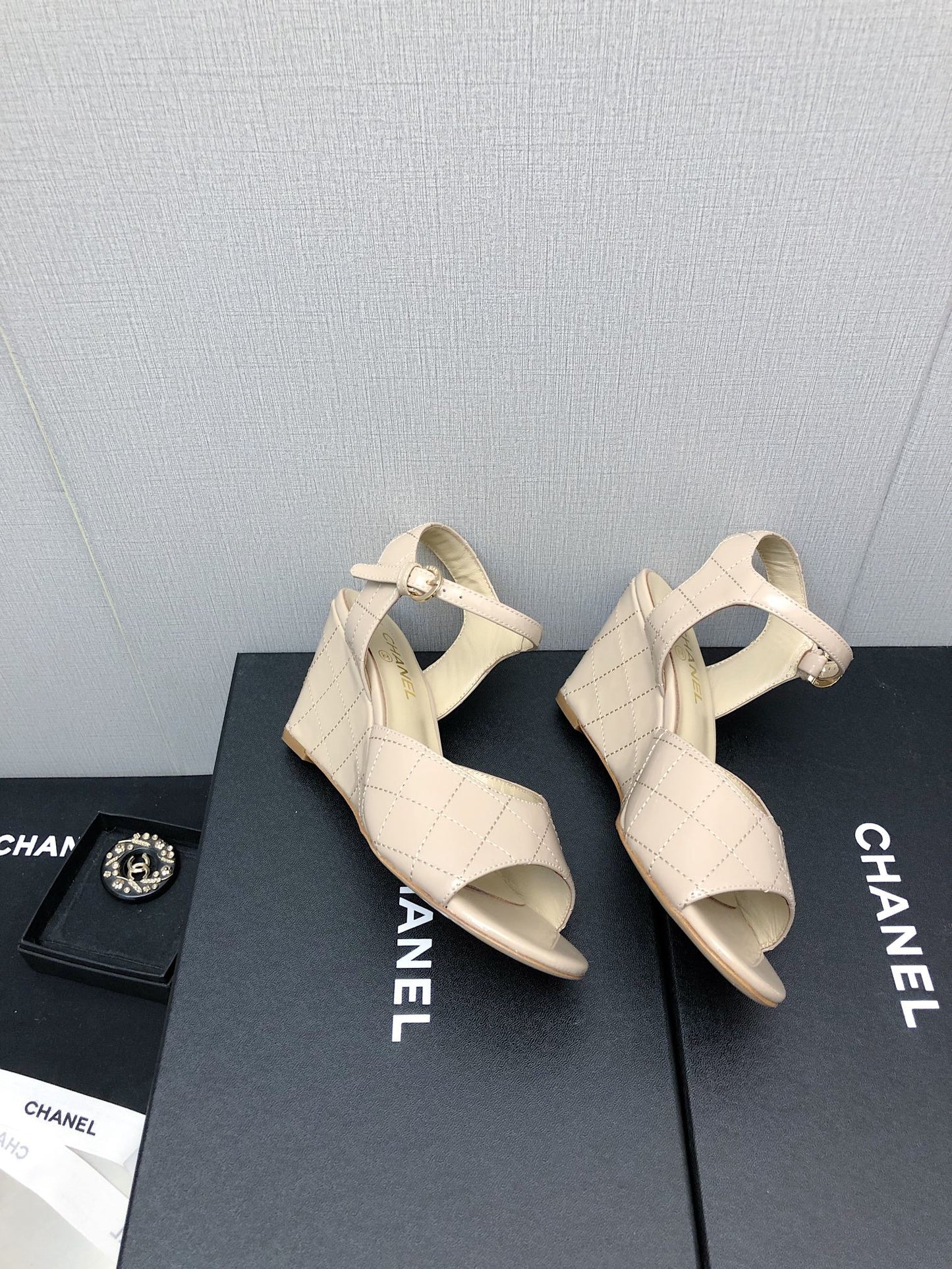 Luxury Shoes Sandals - CHL - 273