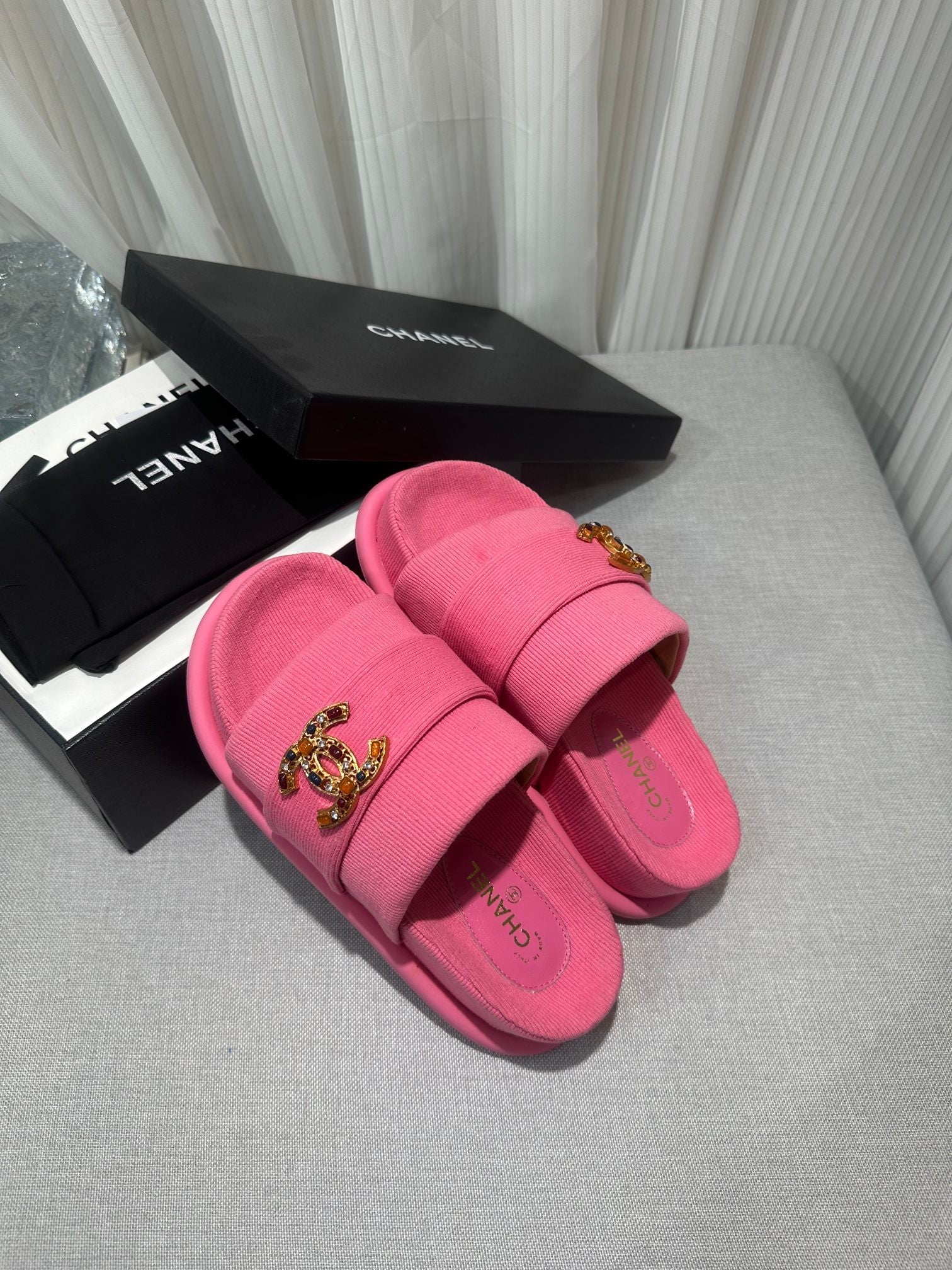 Luxury Shoes Sandals - CHL - 250