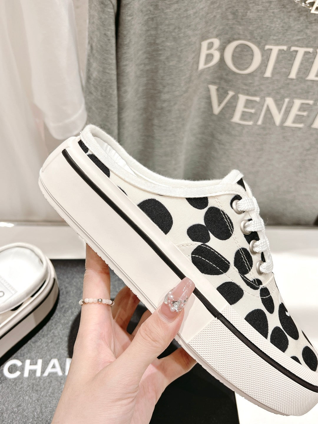 Luxury Shoes Sandals - CHL - 161