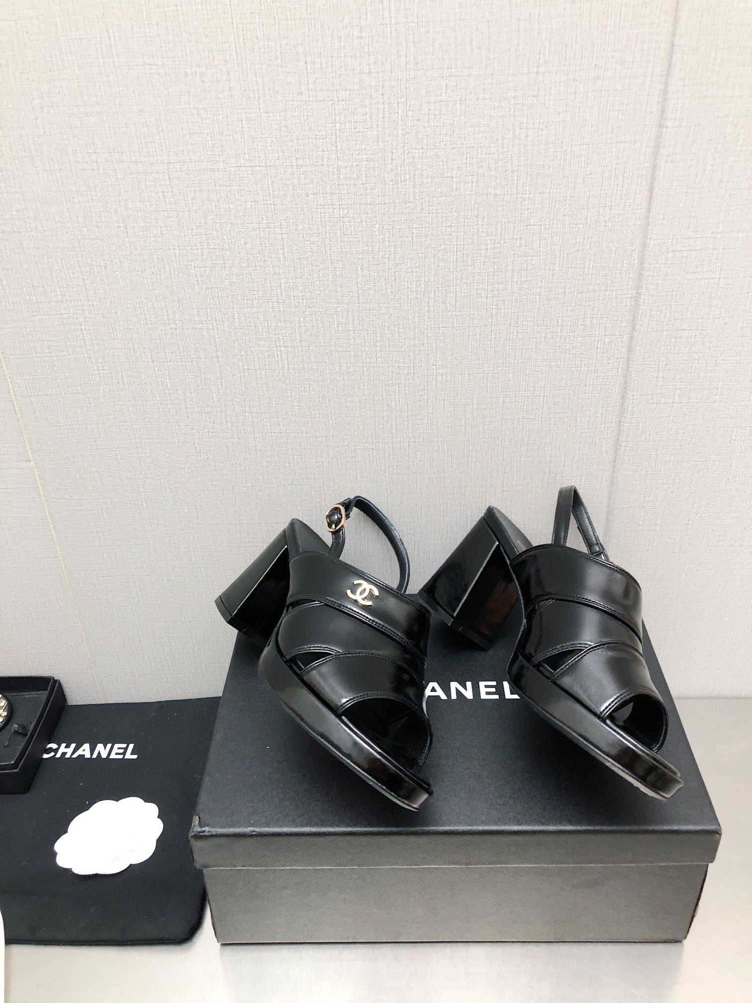 Luxury Shoes Sandals - CHL - 144