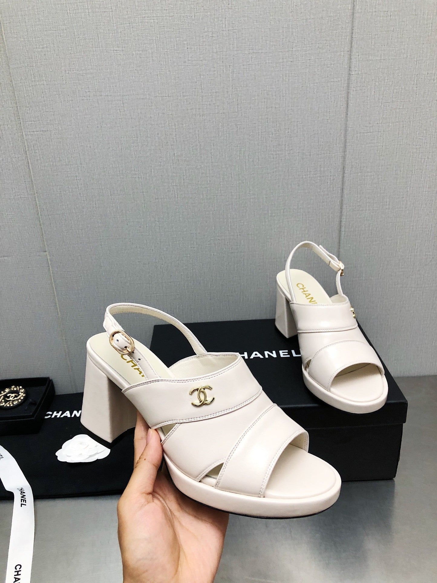 Luxury Shoes Sandals - CHL - 143