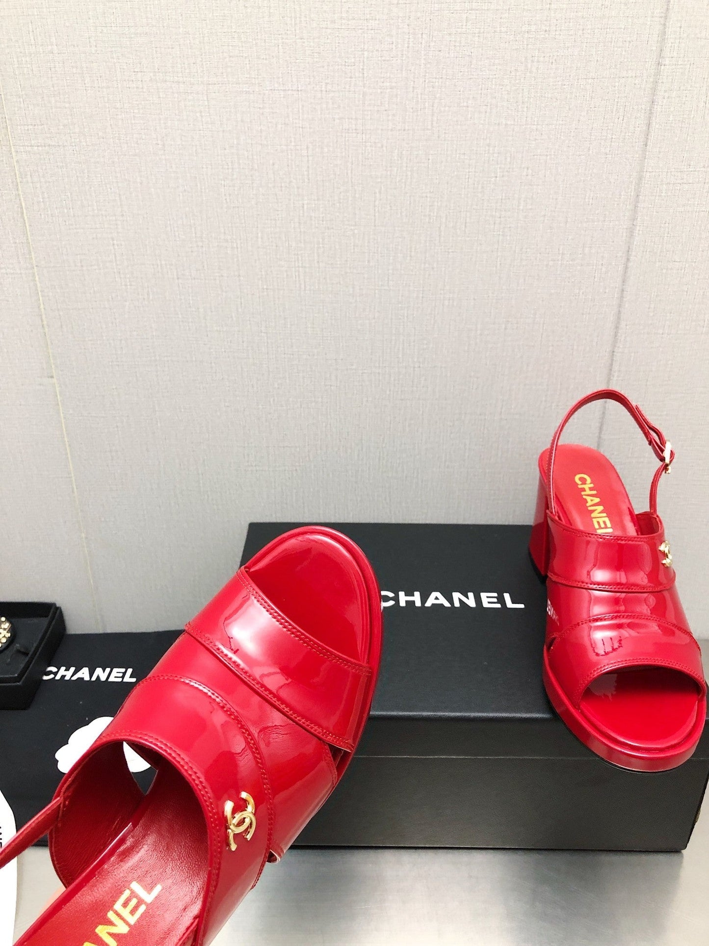 Luxury Shoes Sandals - CHL - 140