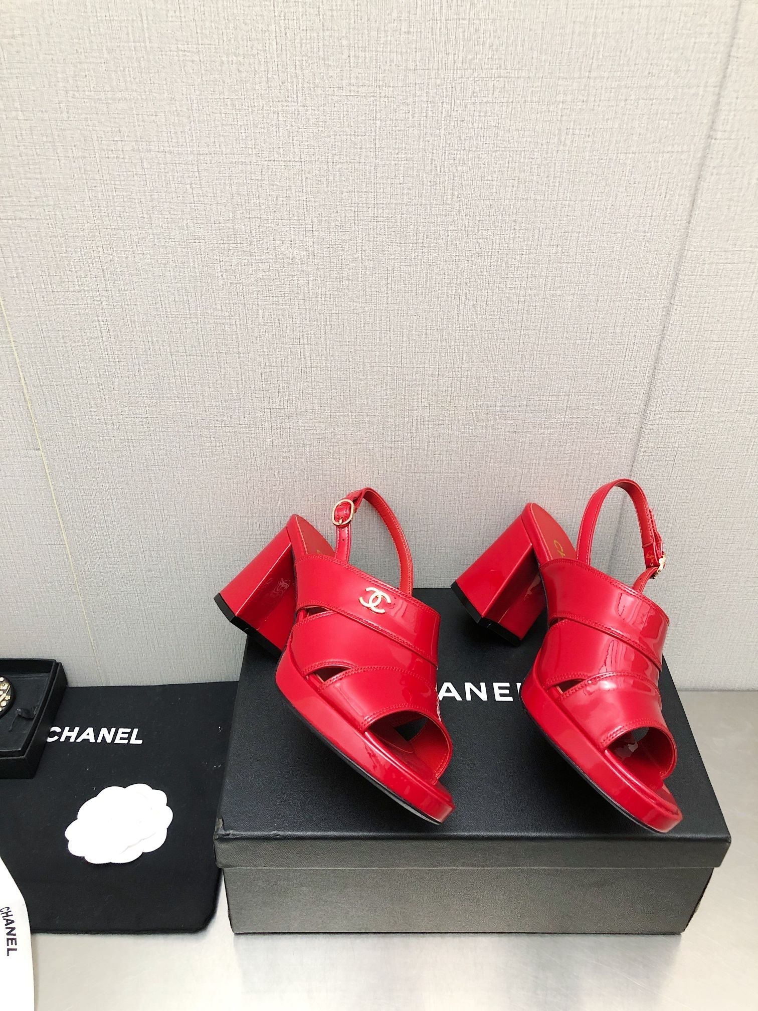 Luxury Shoes Sandals - CHL - 140