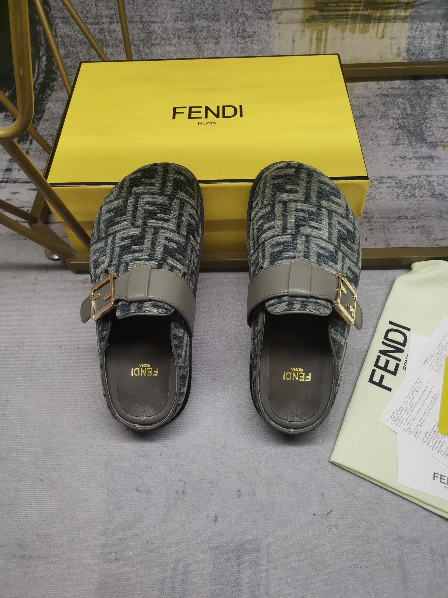 Luxury Shoes - FED - 018