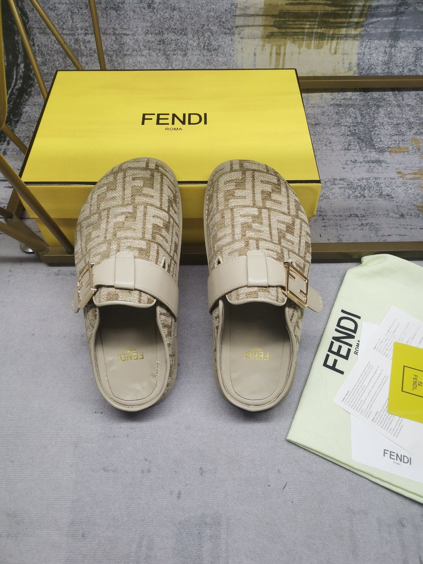 Luxury Shoes - FED - 019