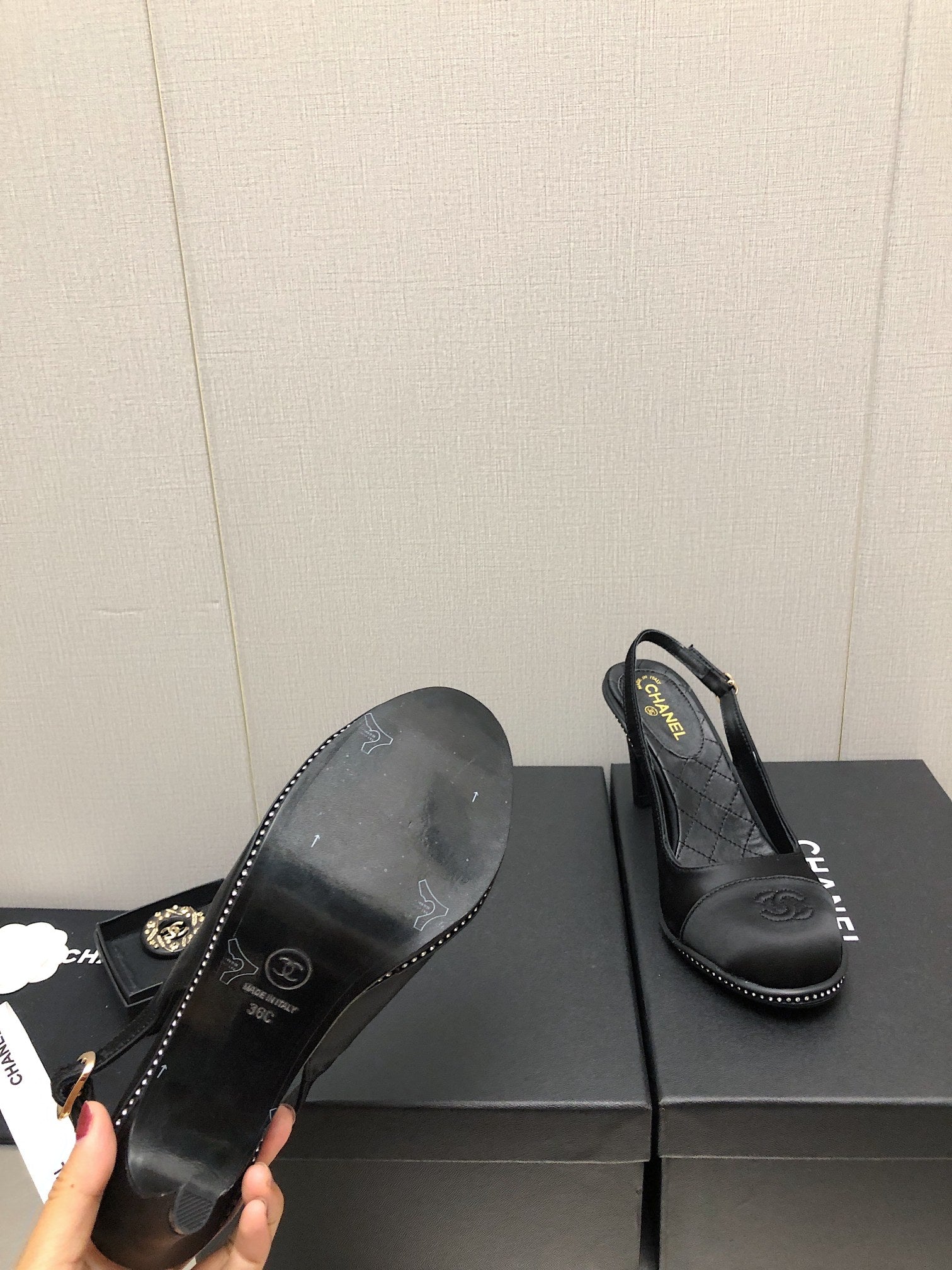 Luxury Shoes Sandals - CHL - 058