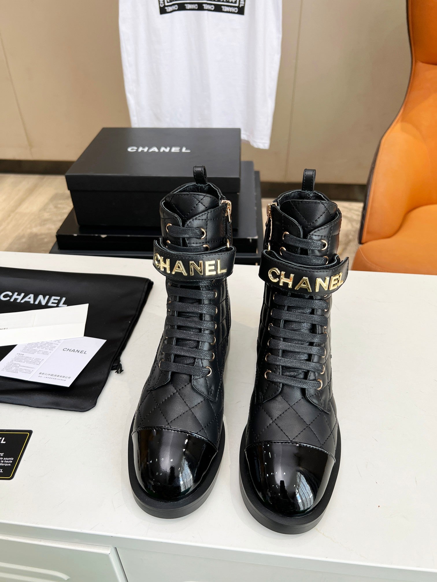 Luxury Shoes Sandals - CHL - 012