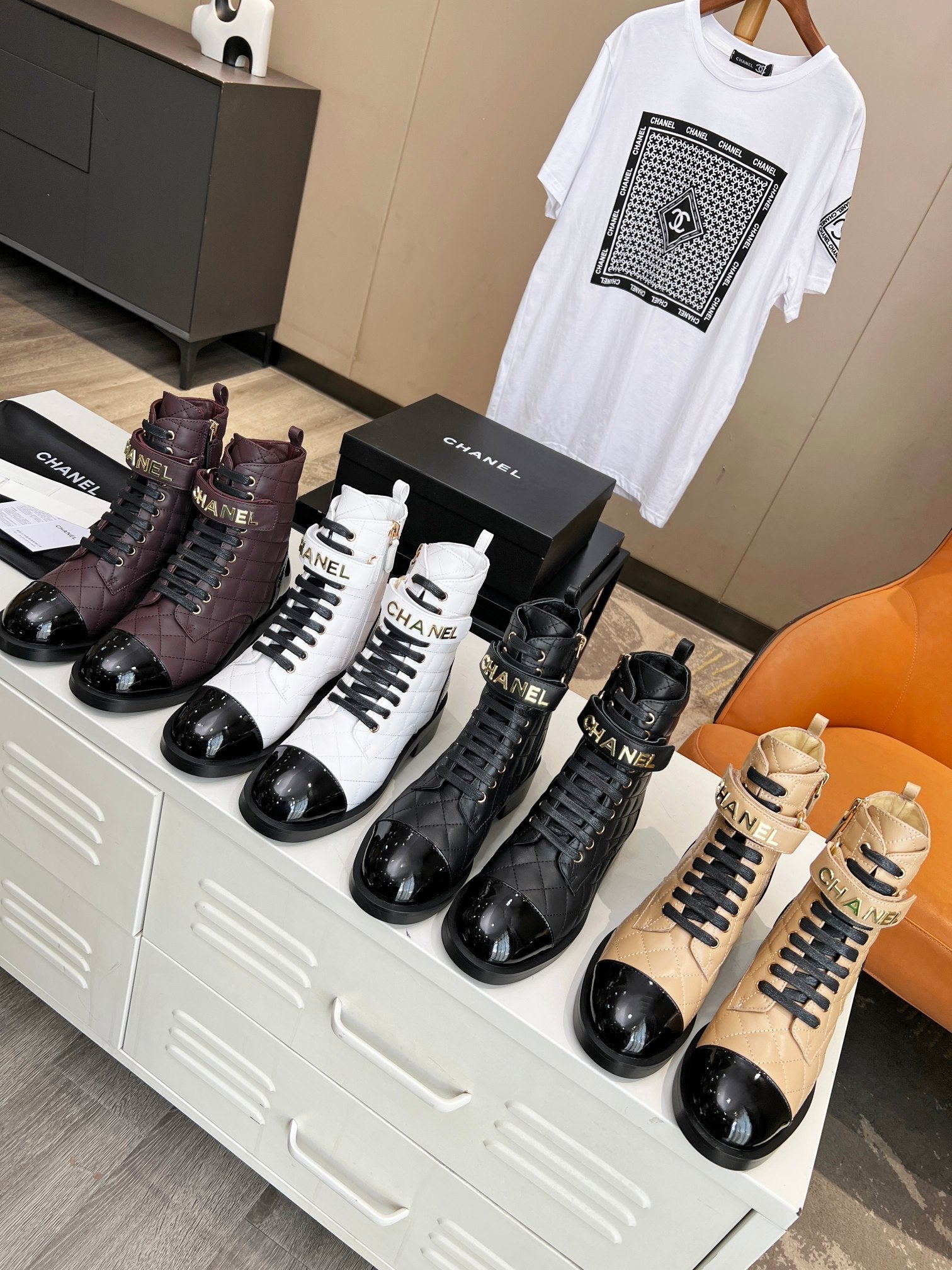 Luxury Shoes Sandals - CHL - 014