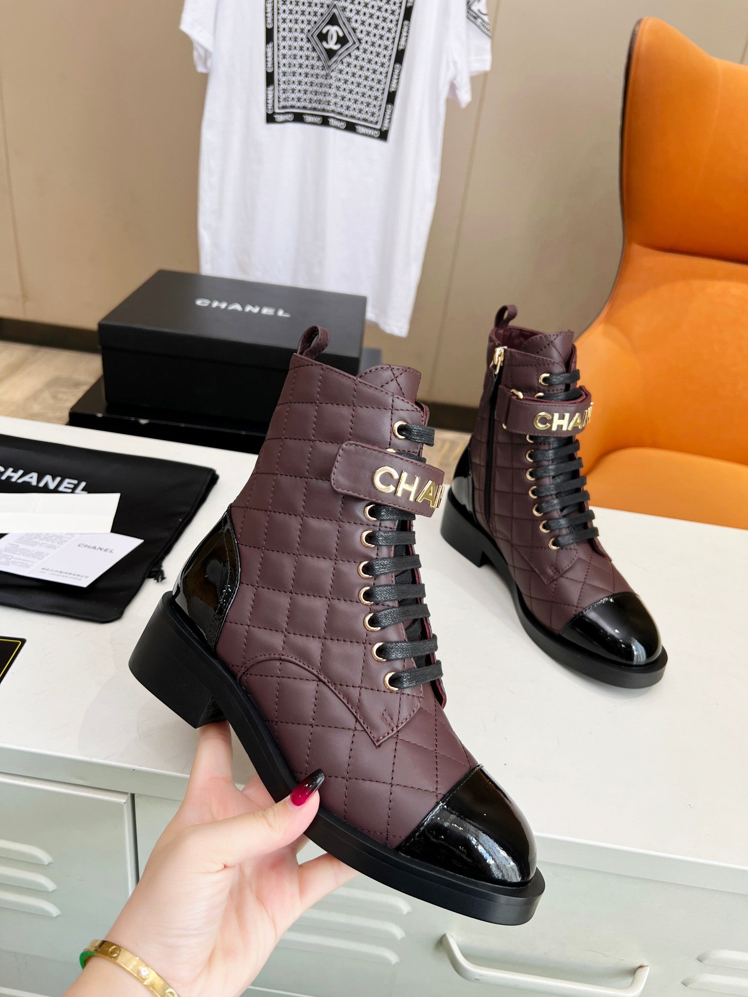 Luxury Shoes Sandals - CHL - 014