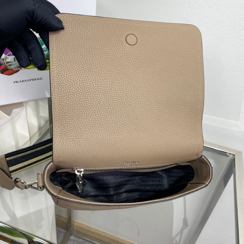 Oz - Fei Bags - 1160