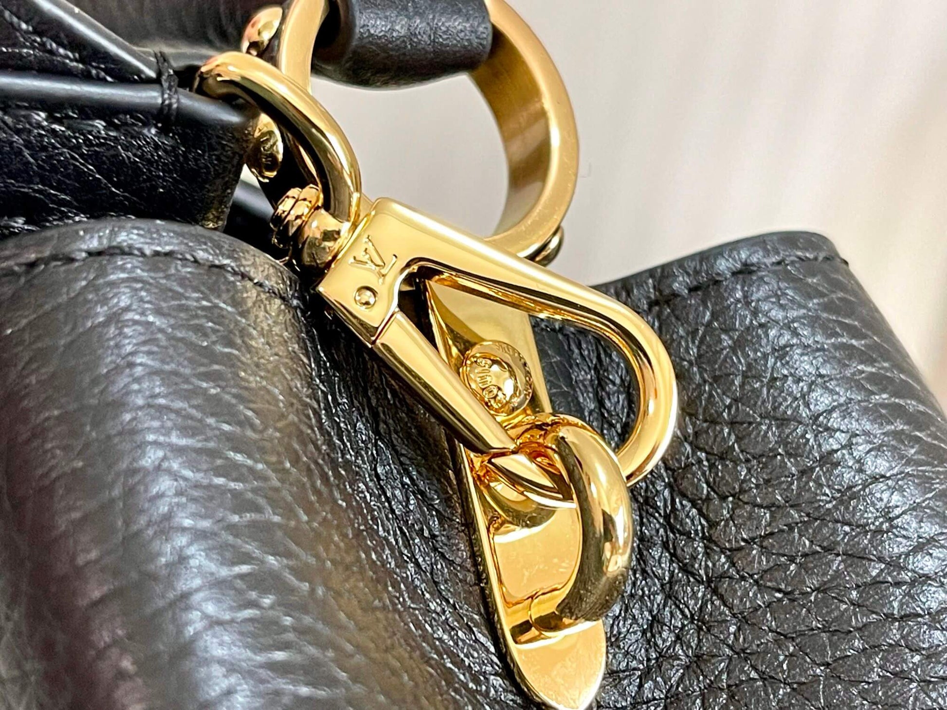 M59066 M48865 Capucines mini Shoulder Handbag BLACK