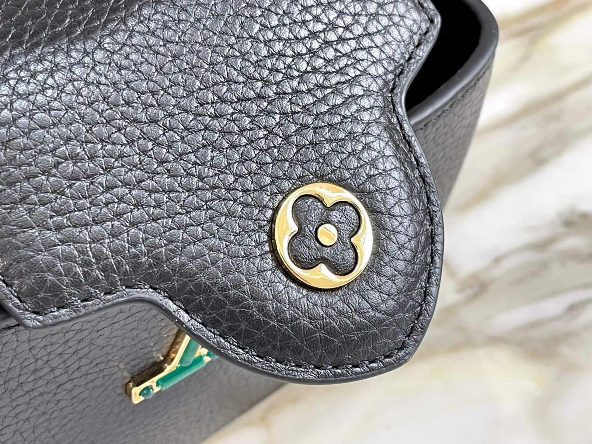 M59066 M48865 Capucines mini Shoulder Handbag BLACK