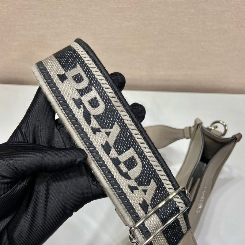 Oz - Fei Bags - 1647