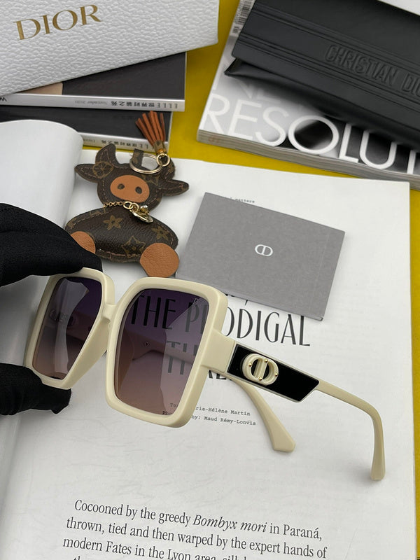 OZ - Dir Sunglasses - 111