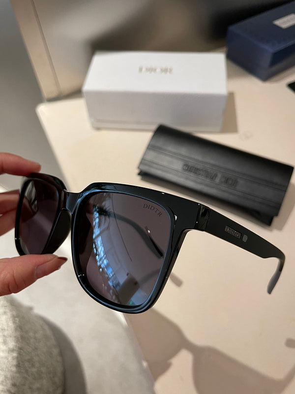 OZ - Dir Sunglasses - 043