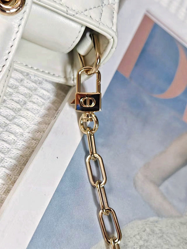 OZ - Dir Bags - 1066