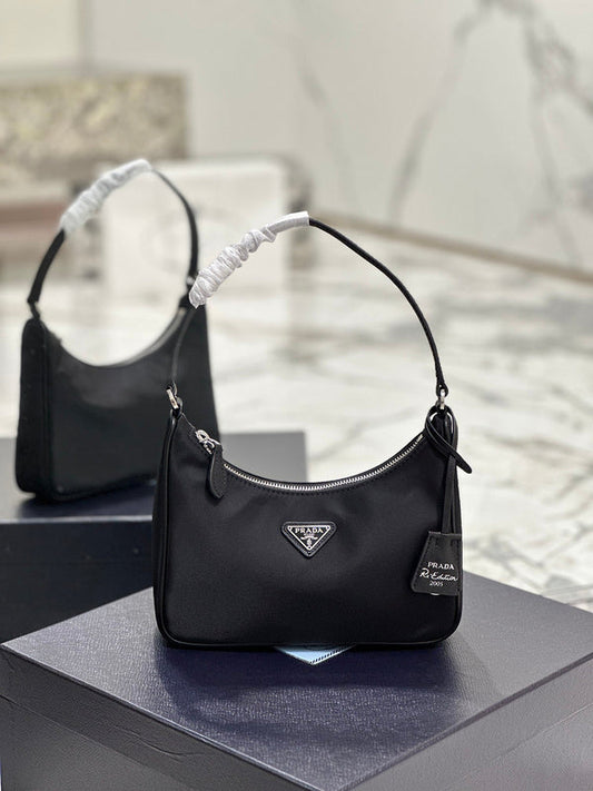 Oz - Fei Bags - 710