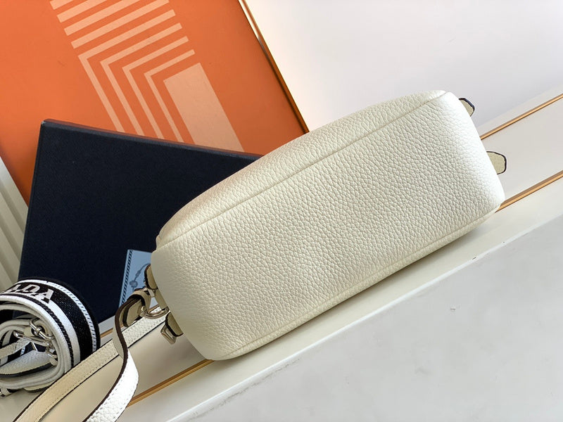 Oz - Fei Bags - 1188