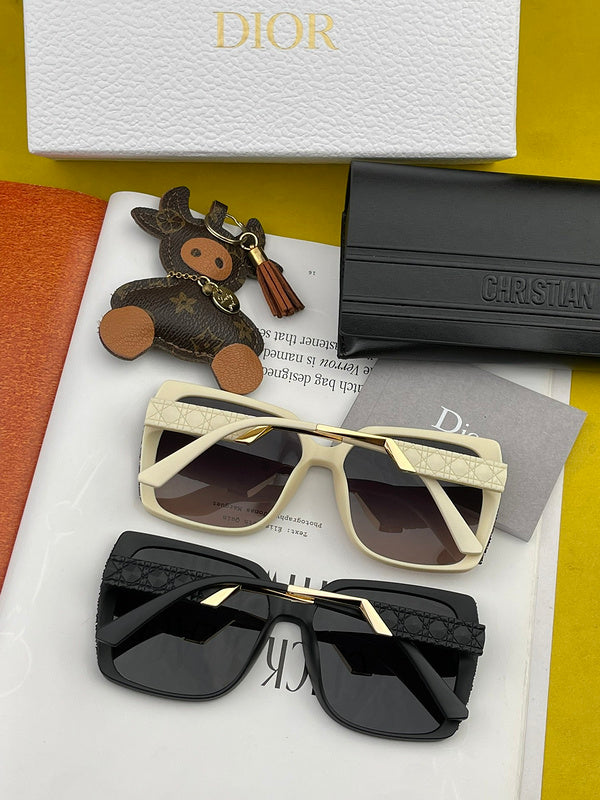 OZ - Dir Sunglasses - 107