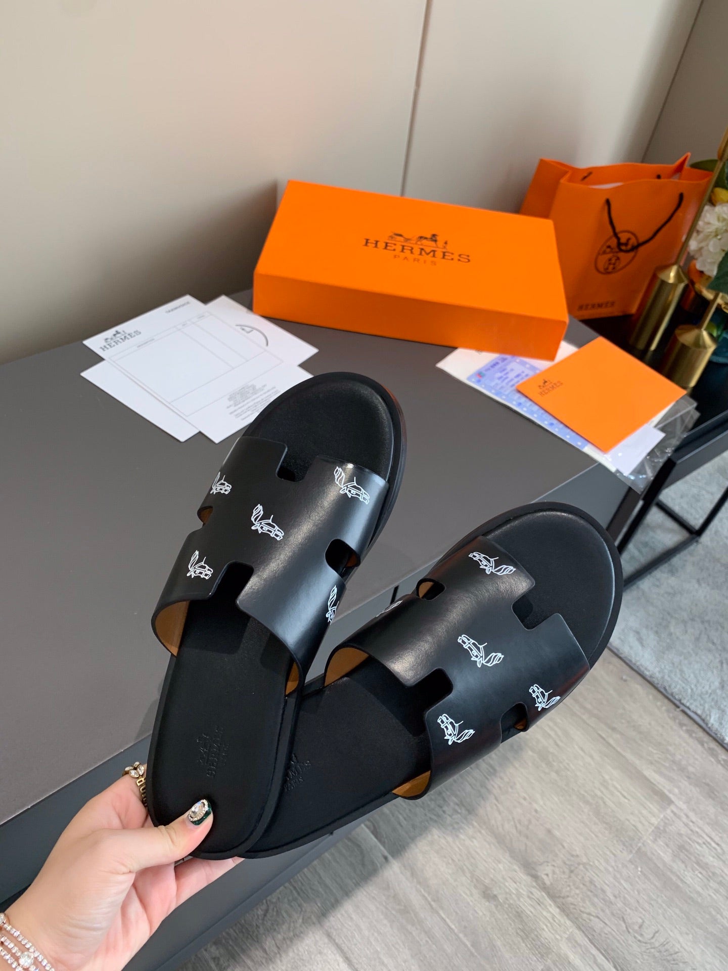 Luxury Shoes - HMS - 810