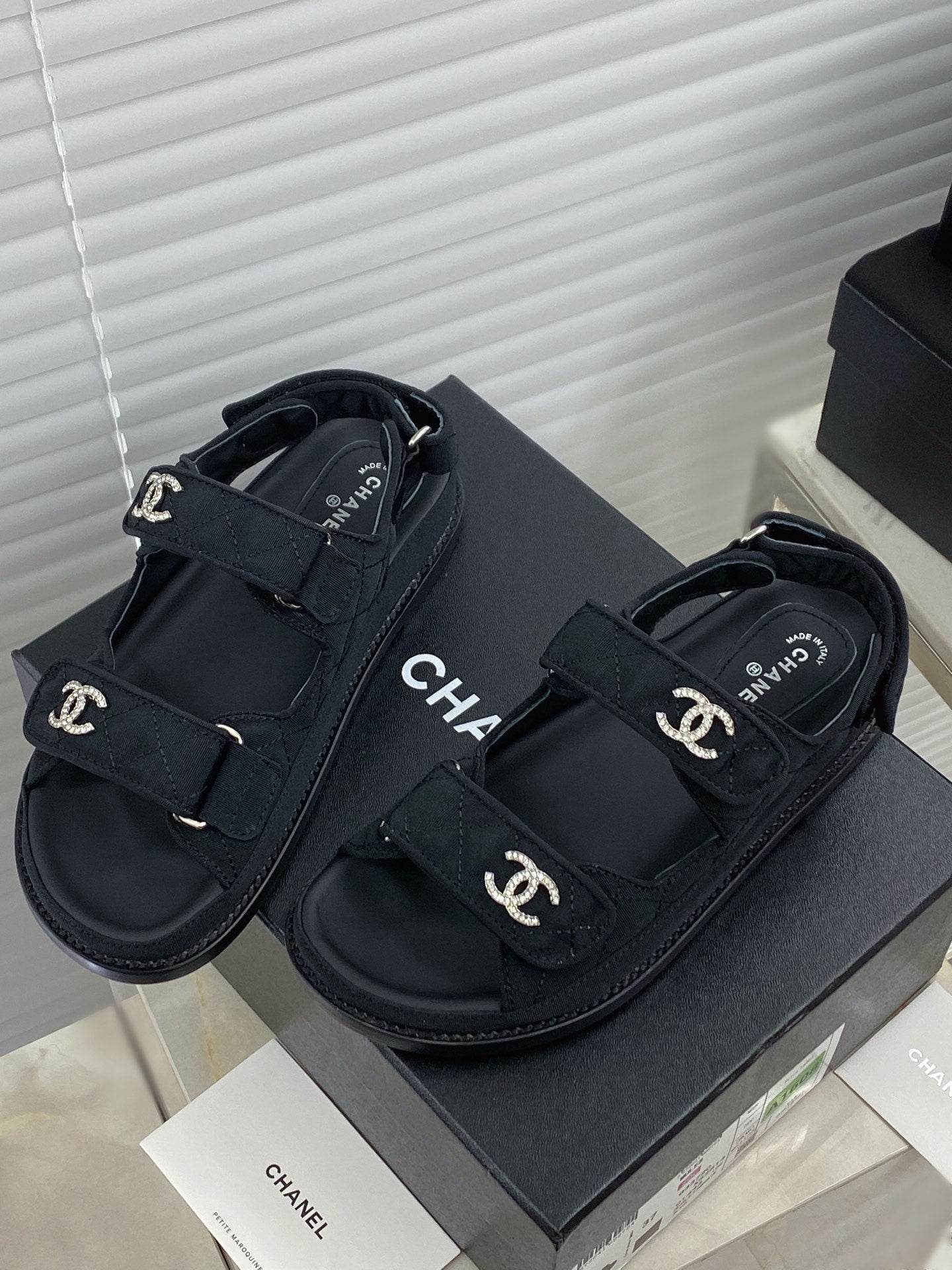 Luxury Shoes Sandals - CHL - 990