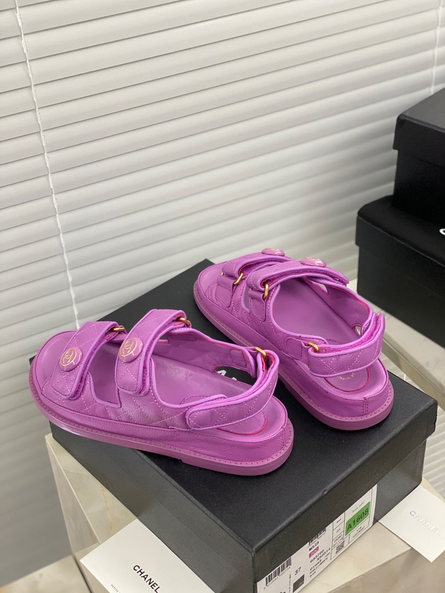 Luxury Shoes Sandals - CHL - 1004