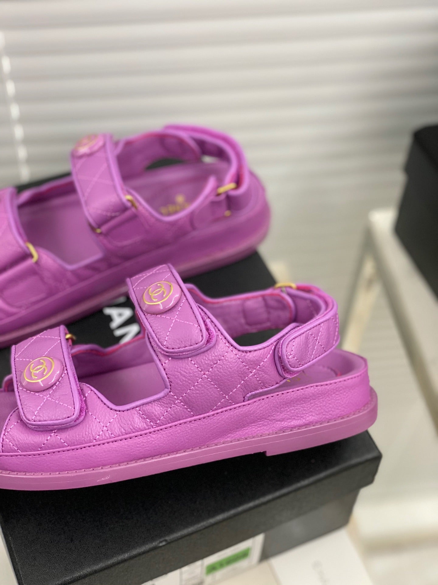 Luxury Shoes Sandals - CHL - 1004