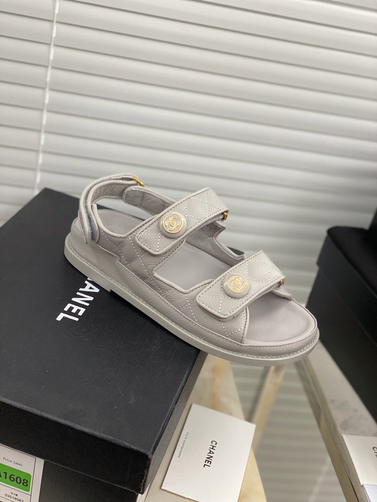 Luxury Shoes Sandals - CHL - 1003