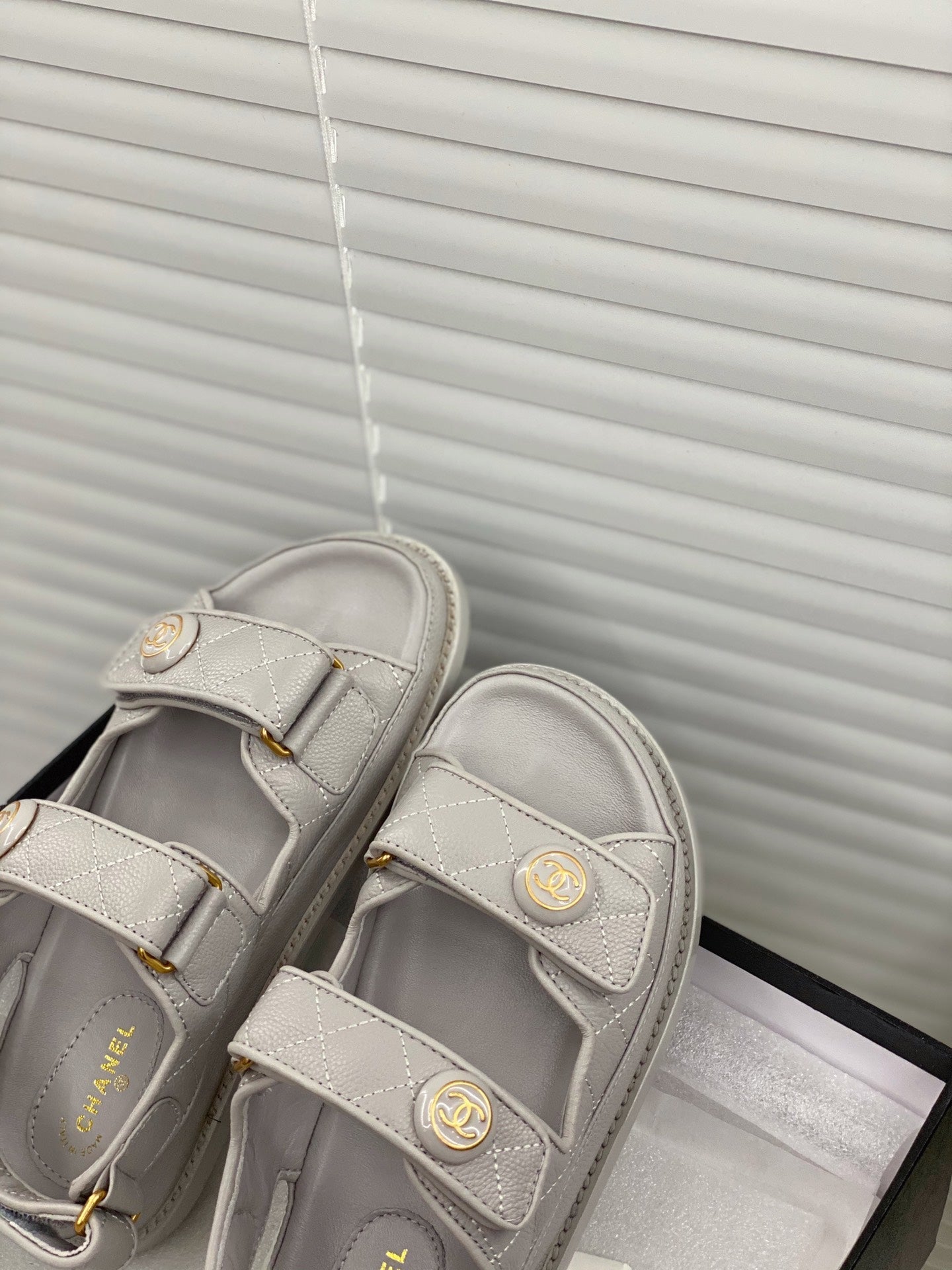 Luxury Shoes Sandals - CHL - 1003