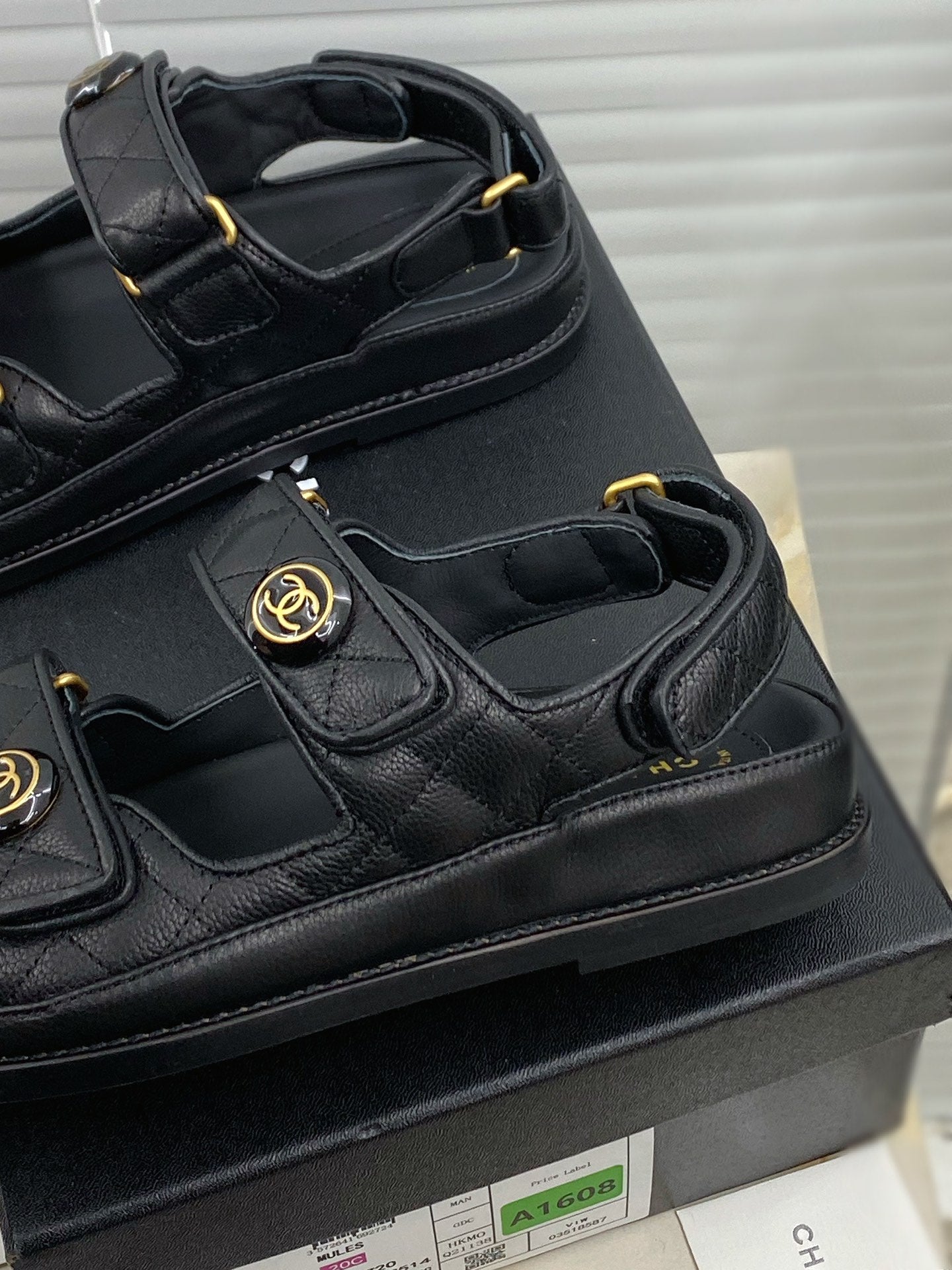 Luxury Shoes Sandals - CHL - 1001